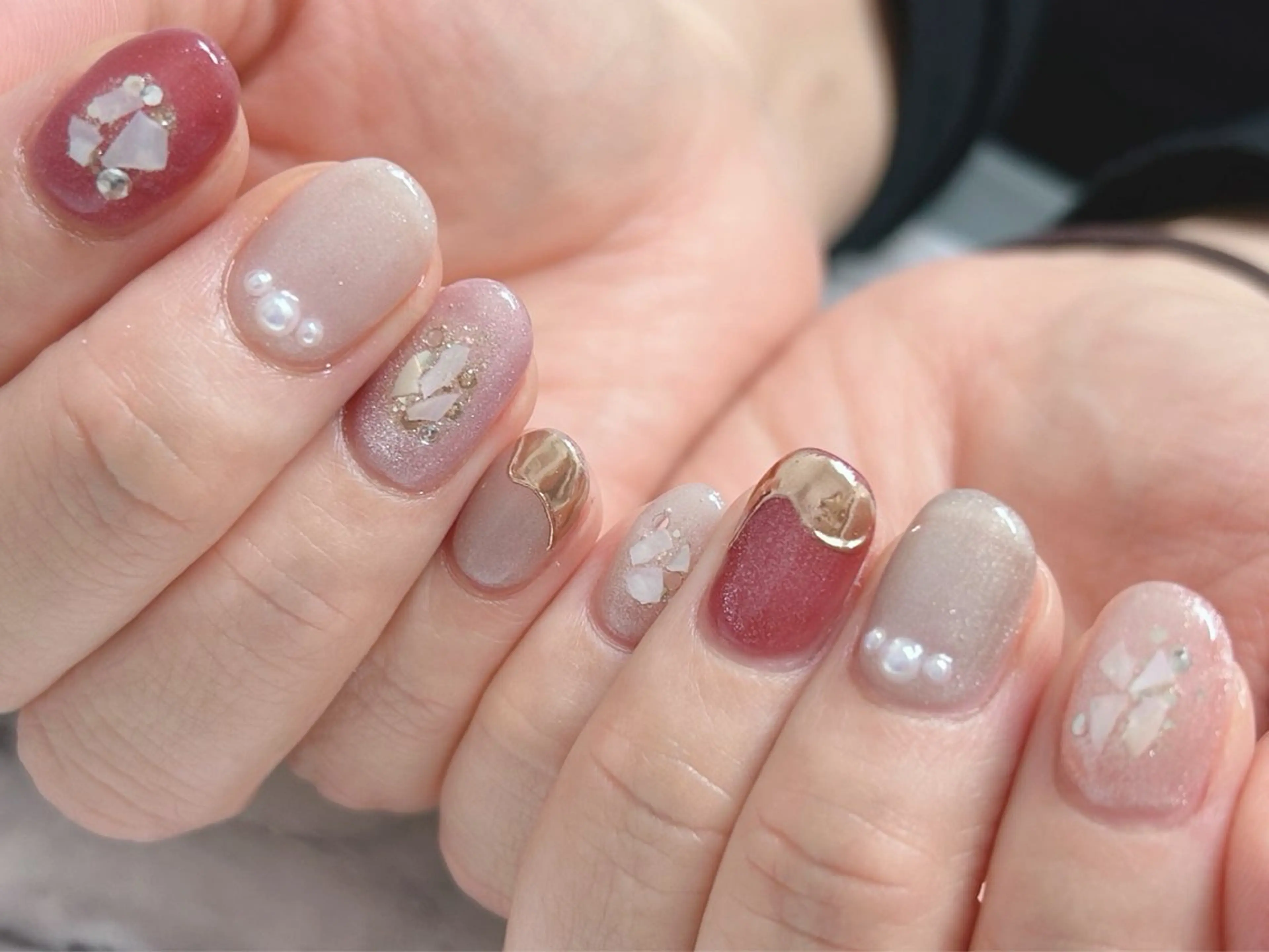 ネイル マグネットネイル ハンドネイル ネイルサロン KURIKINDIのネイルデザイン