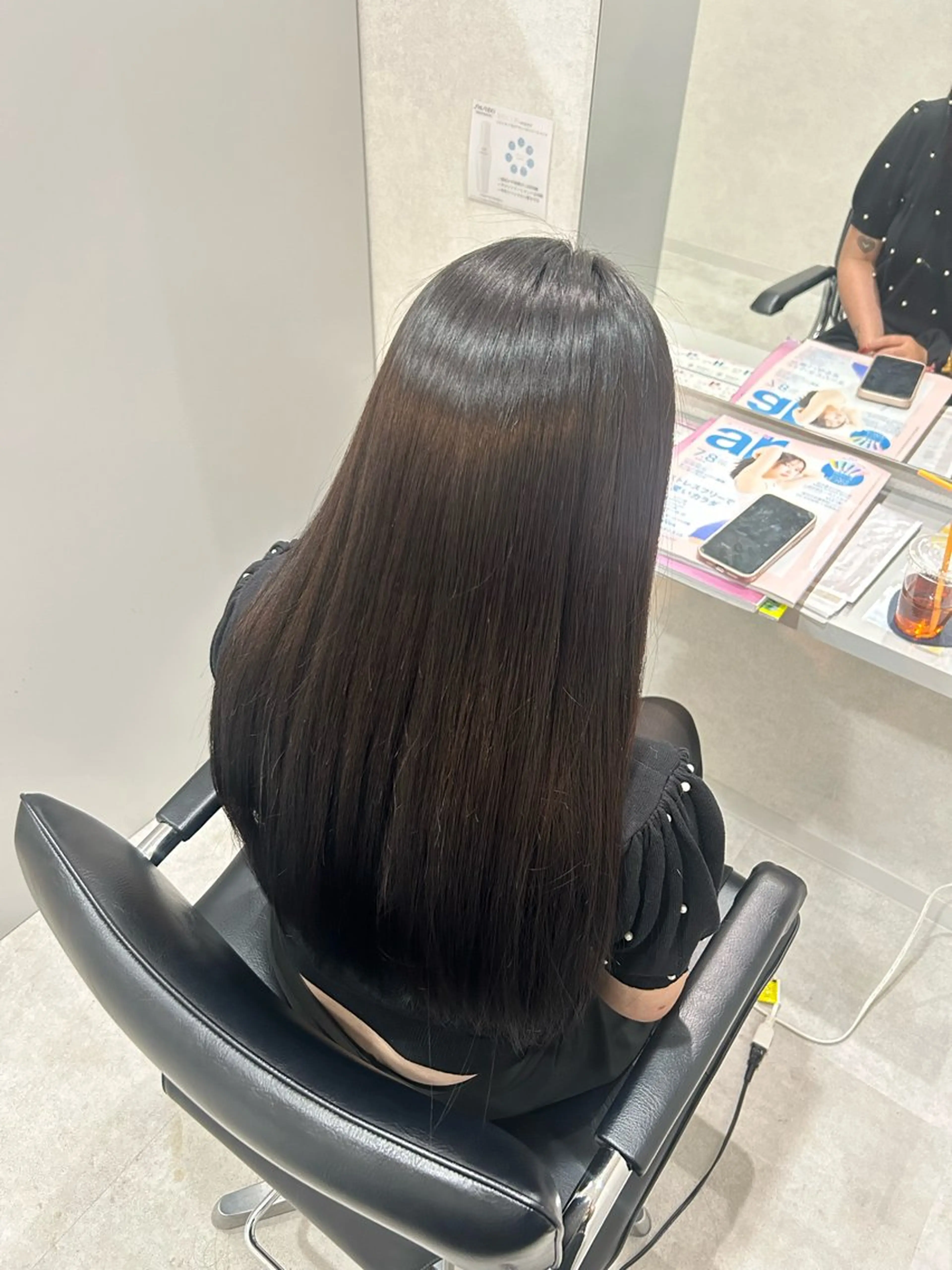 ロング カット 縮毛矯正 北林 佳乃のヘアスタイル