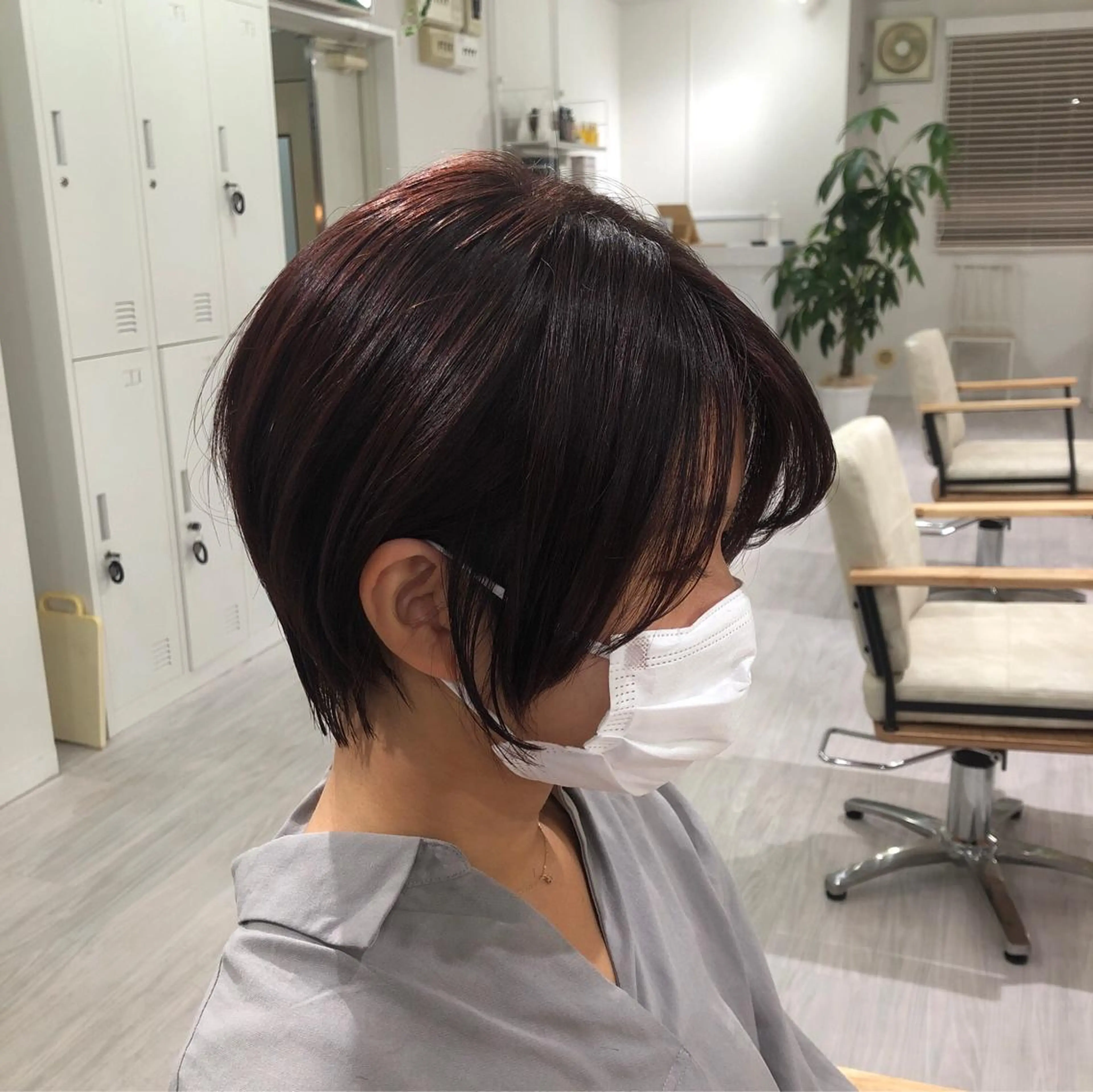 ショート カラー カット ヘアカラー トリートメント 🌿艶髪透明感 佐藤遥🌿のヘアスタイル