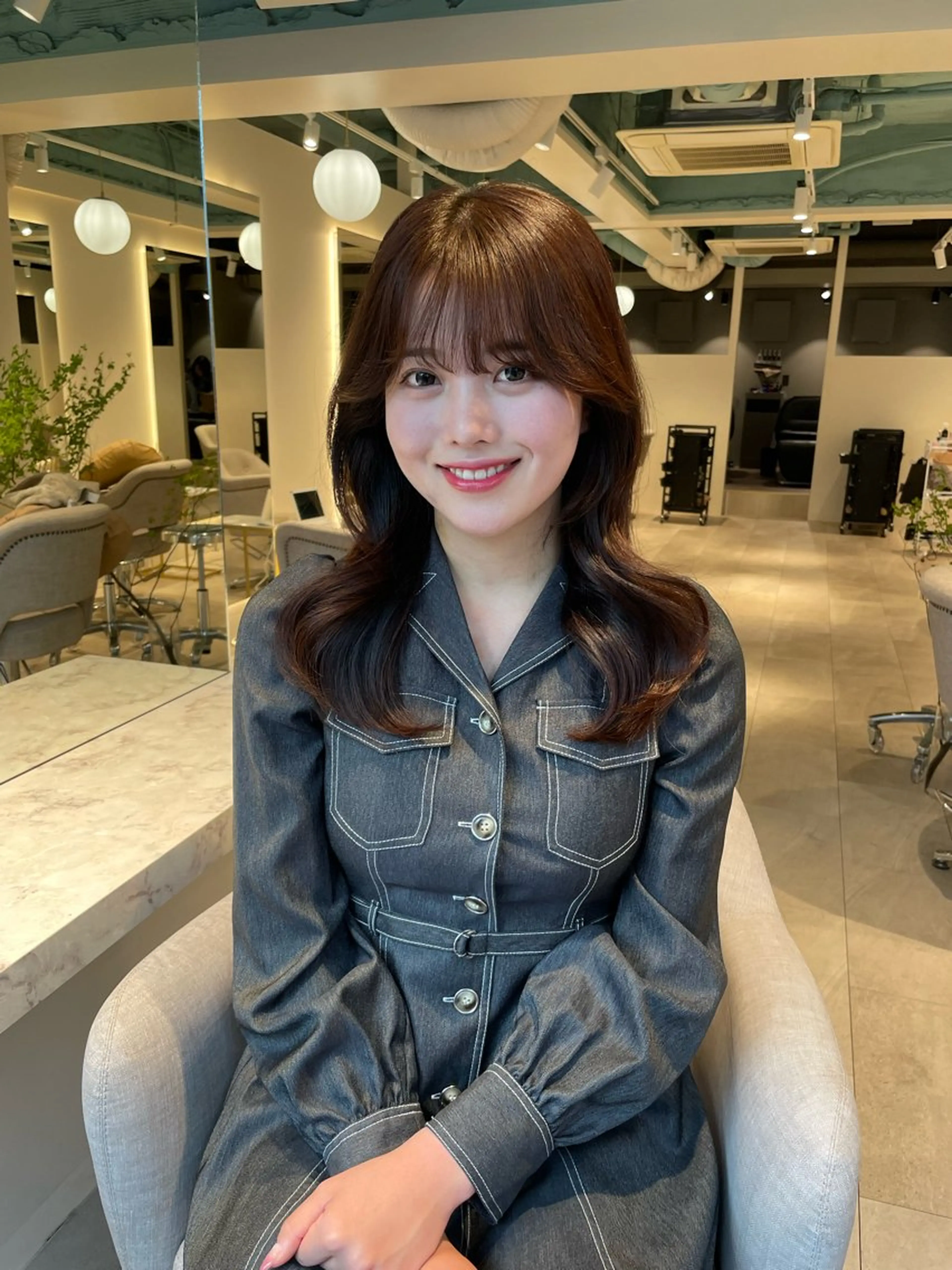 セミロング 根本 彩永のヘアスタイル