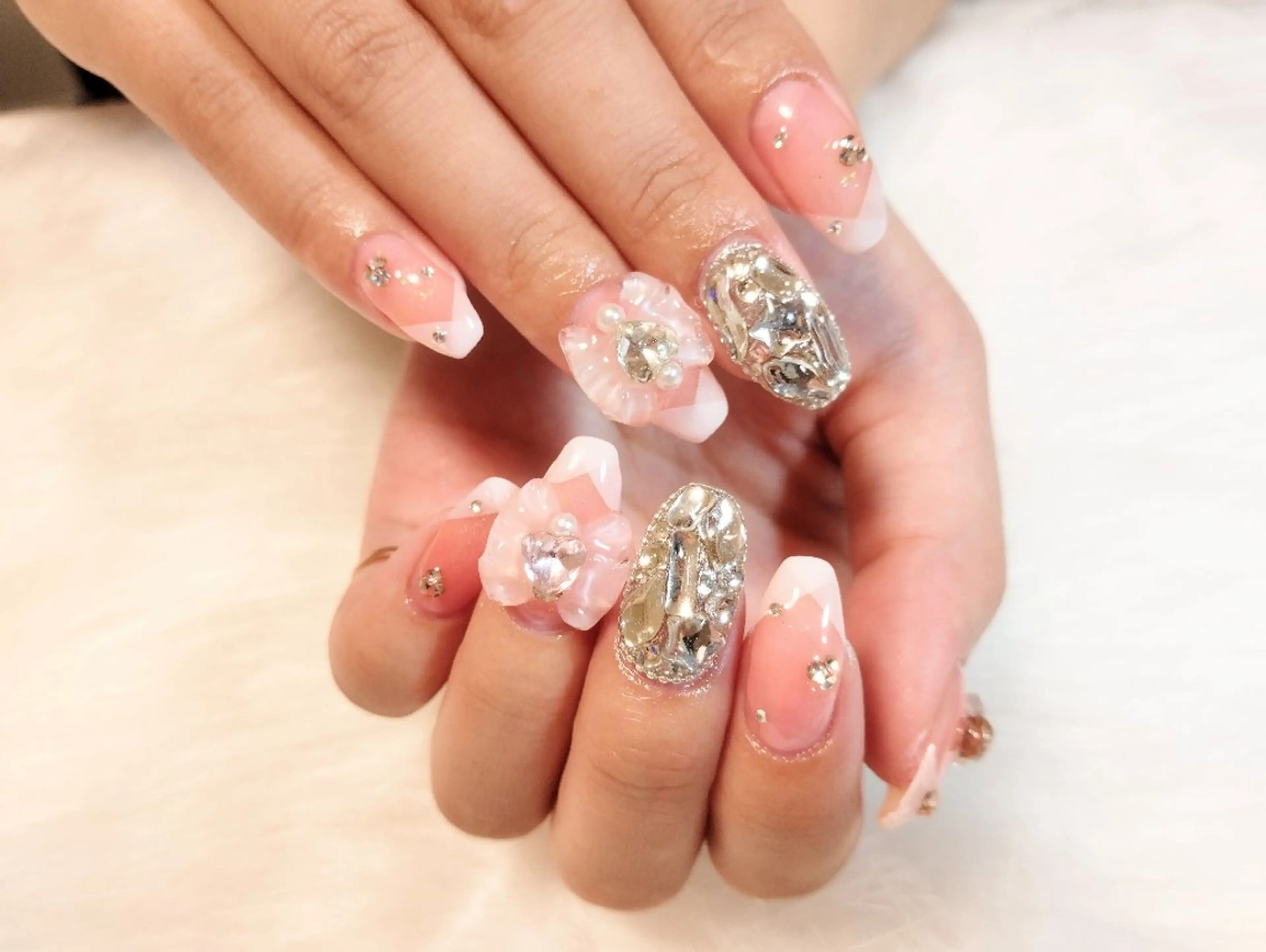 ネイル ハンドネイル ハンドケア ＤI'A ネイルサロンのネイルデザイン