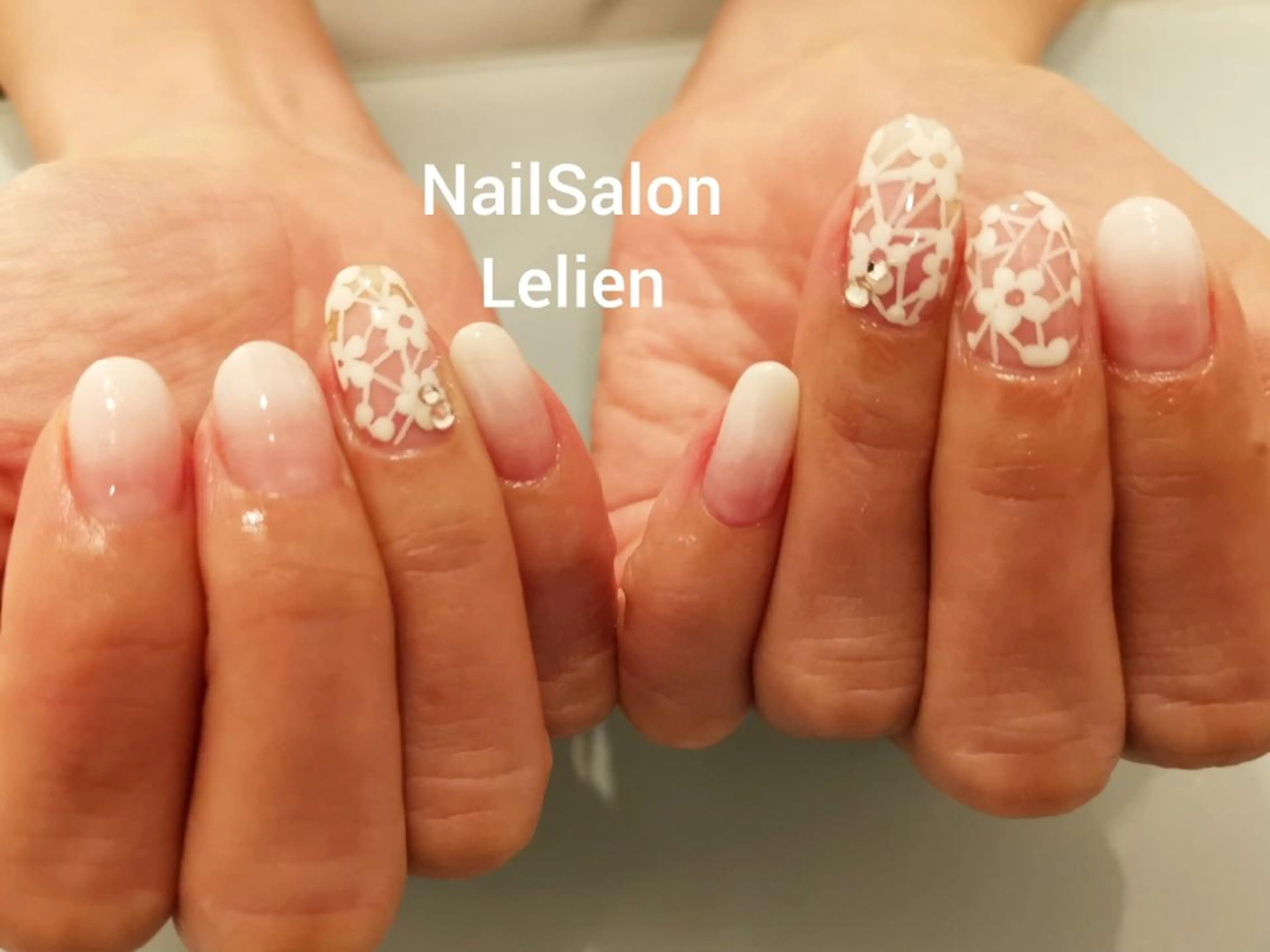 ネイル アートネイル グラデーション レース 人気エリア💖完全個室【ルリエ】所属・ネイルサロン Lelienルリエのネイルデザイン
