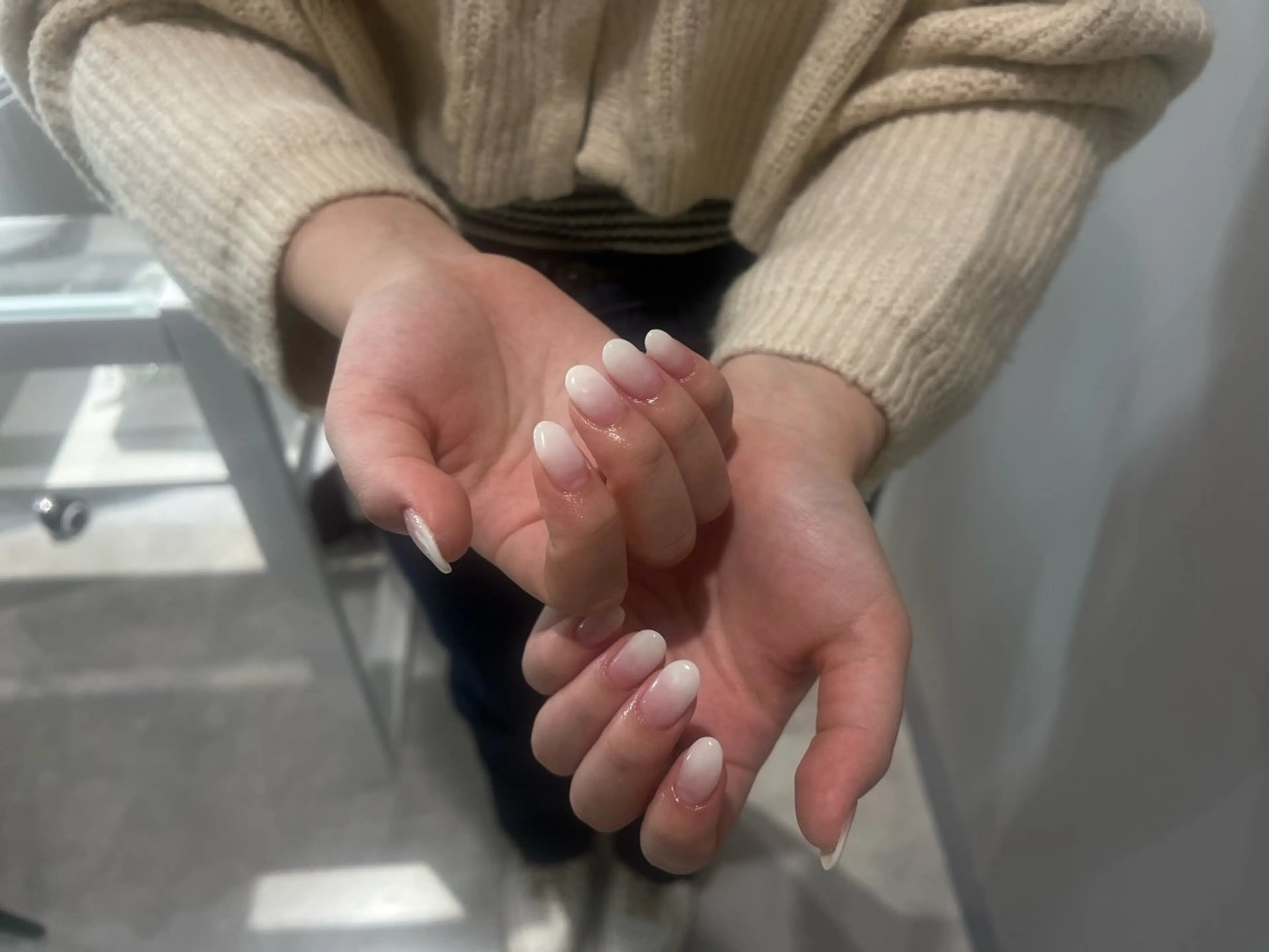 ネイル ホワイト ハンドネイル DL•BEAUTY / YUIのネイルデザイン