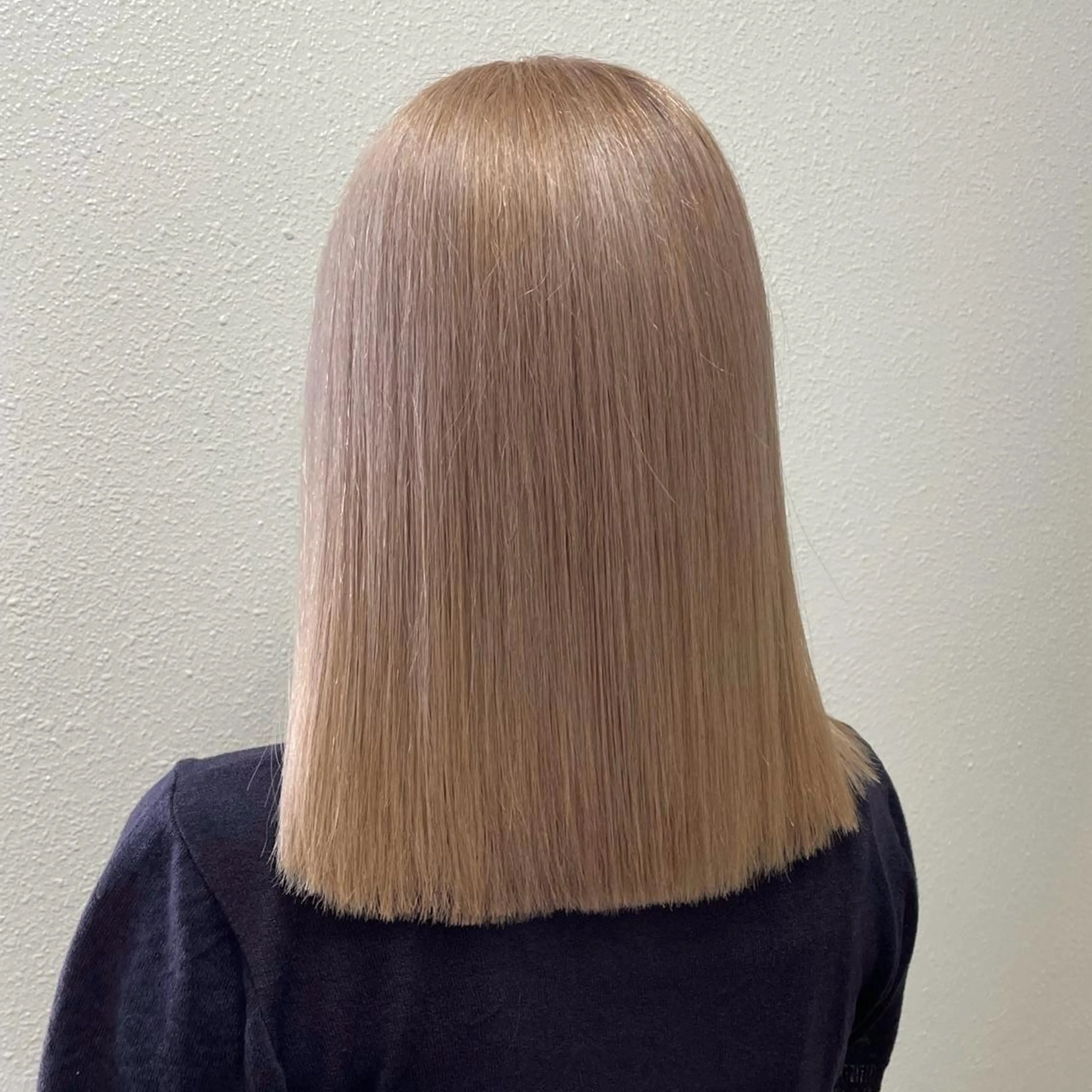 ミディアム カラー パーマ ヘアアレンジ メンズ キッズ ネイル マツエク・マツパ アイブロウ ミディアムパーマ メンズバレイヤージュ メンズブリーチ フェードカット メンズハイライト ヘアカラー トリートメント 髪質改善🇰🇷 レイヤーカット/梅田のヘアスタイル