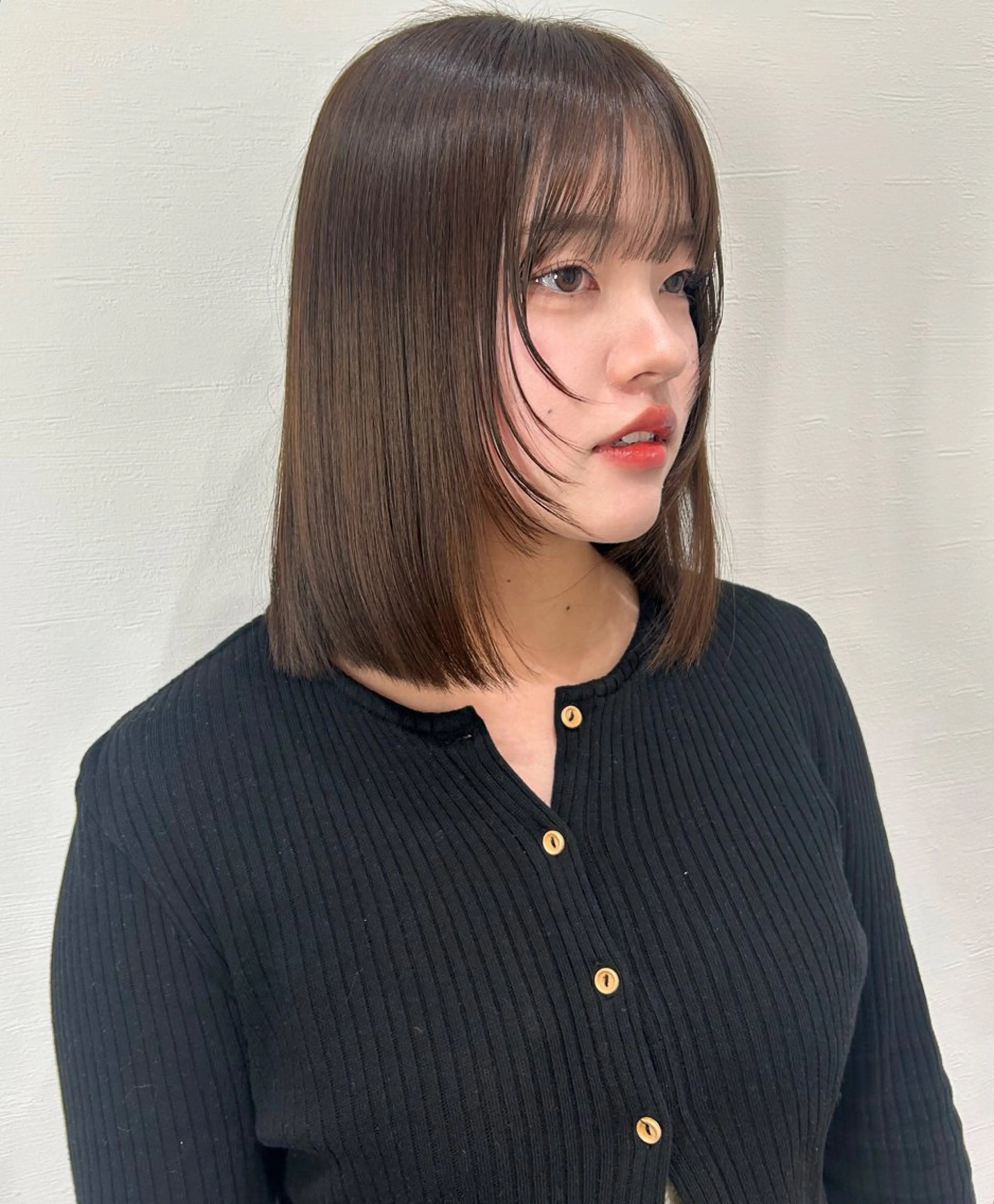 ミディアム カラー 似合わせ前髪／ 小顔カット🎀そうのヘアスタイル