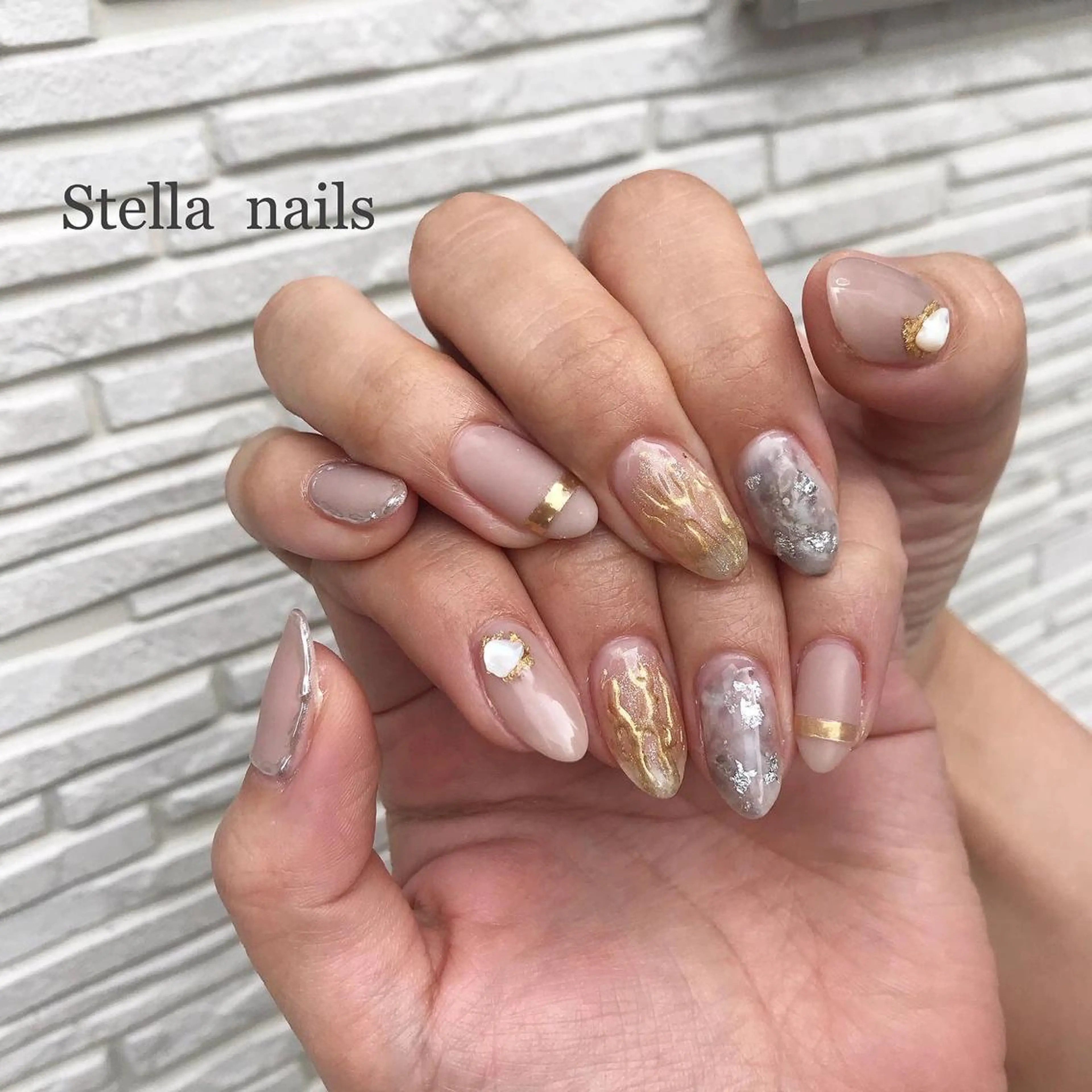 ネイル ミラーネイル Stella nailsのマツエク・マツパデザイン