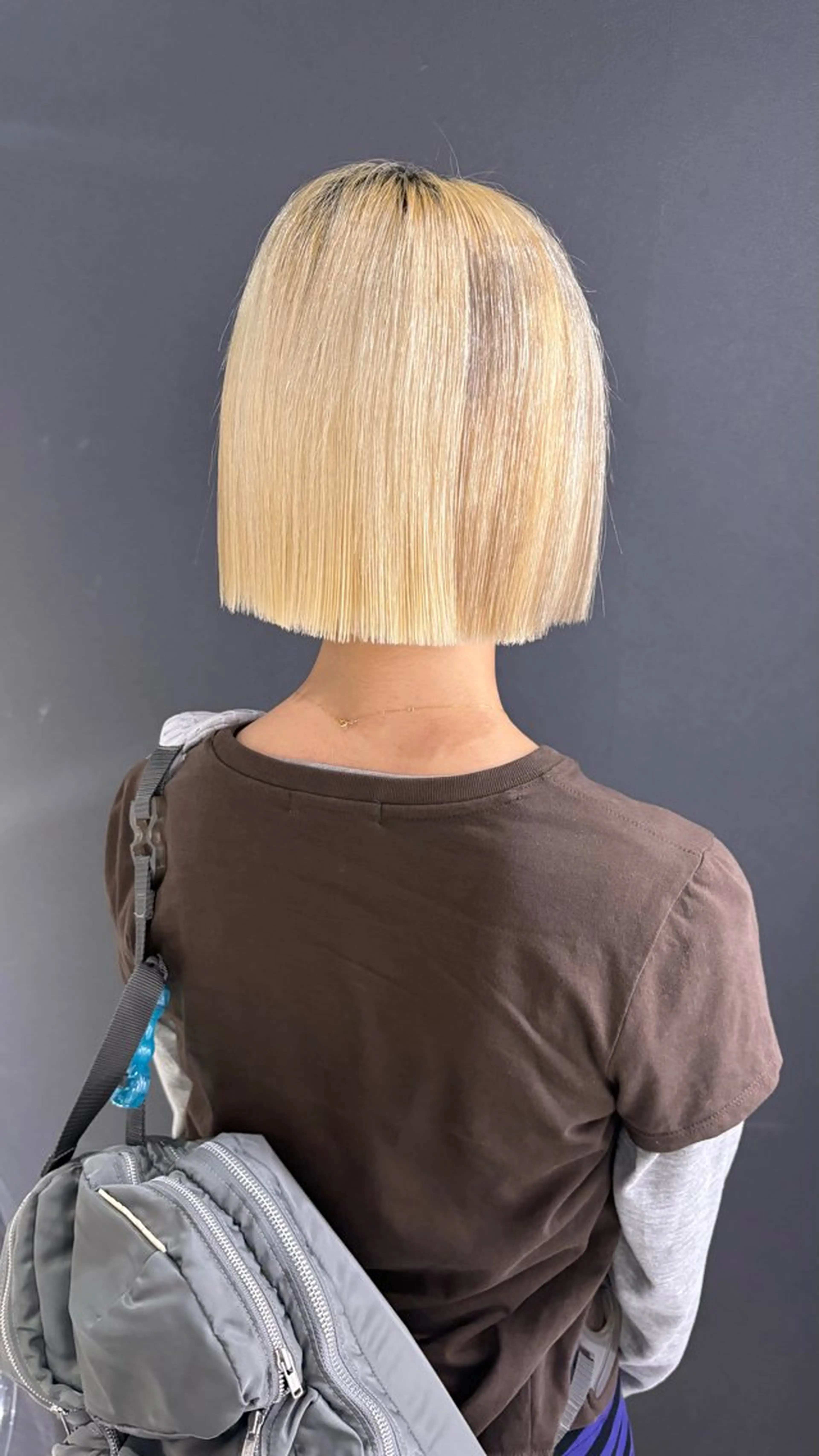 ミディアム カラー ボブ カット デザイン/ハイトーン 心斎橋/konomiのヘアスタイル