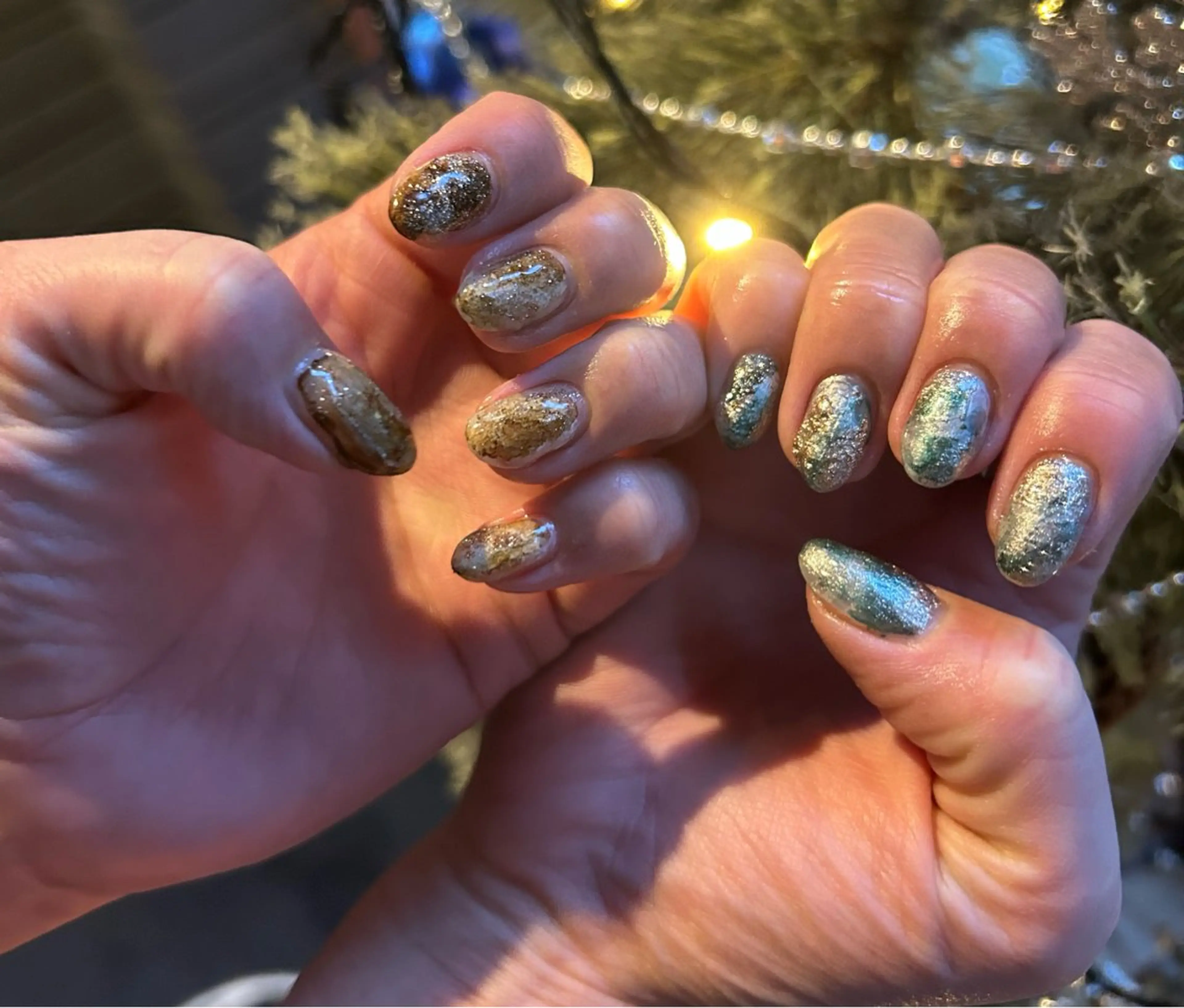 ミディアム ハンドネイル RISE所属・RISE 実紗のネイルデザイン