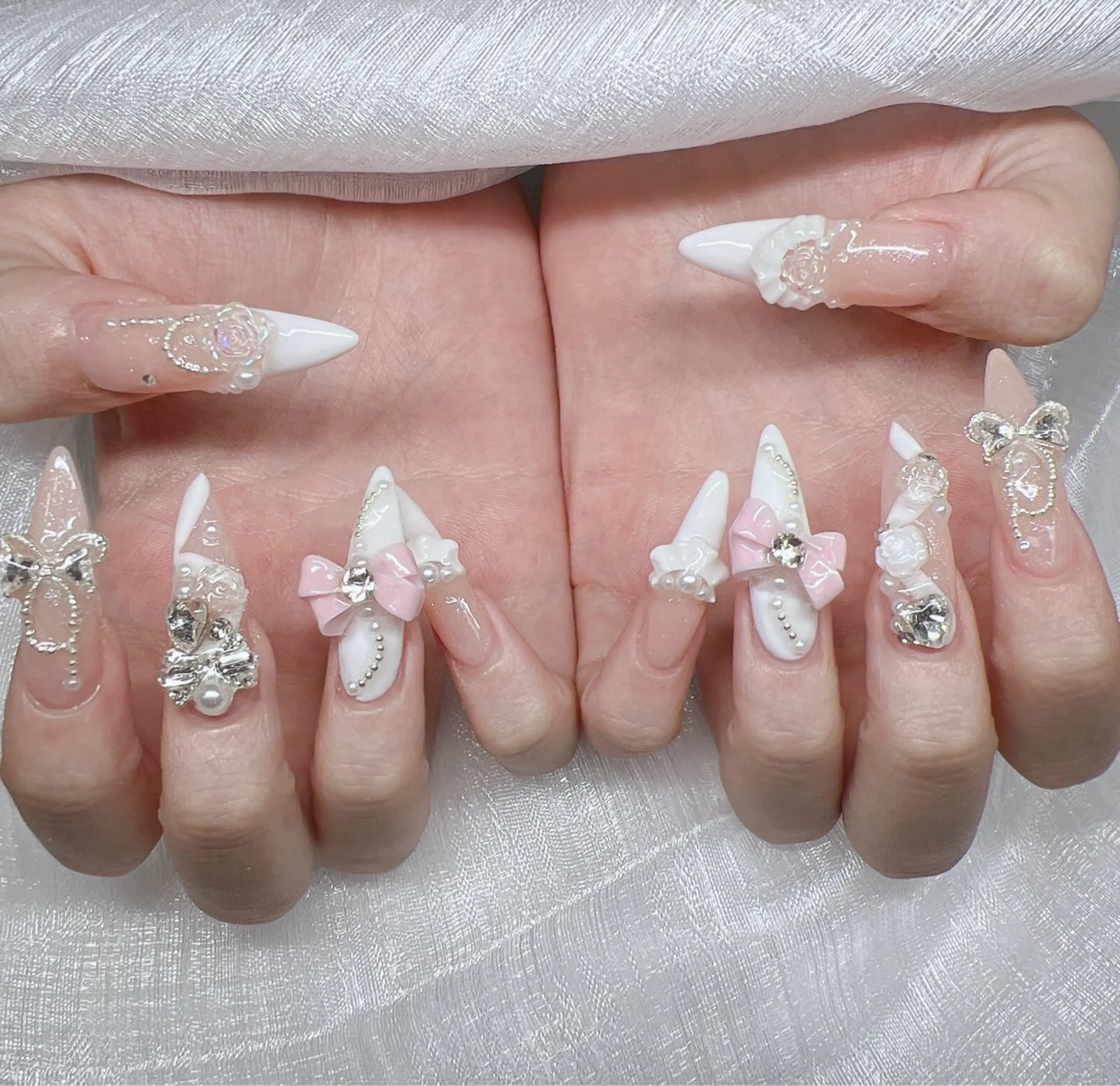 ネイル 長さ出し グラデーション キラキラネイル マグネットネイル ニュアンスネイル ハンドネイル Lee Nails チップ長さだし専門店のネイルデザイン