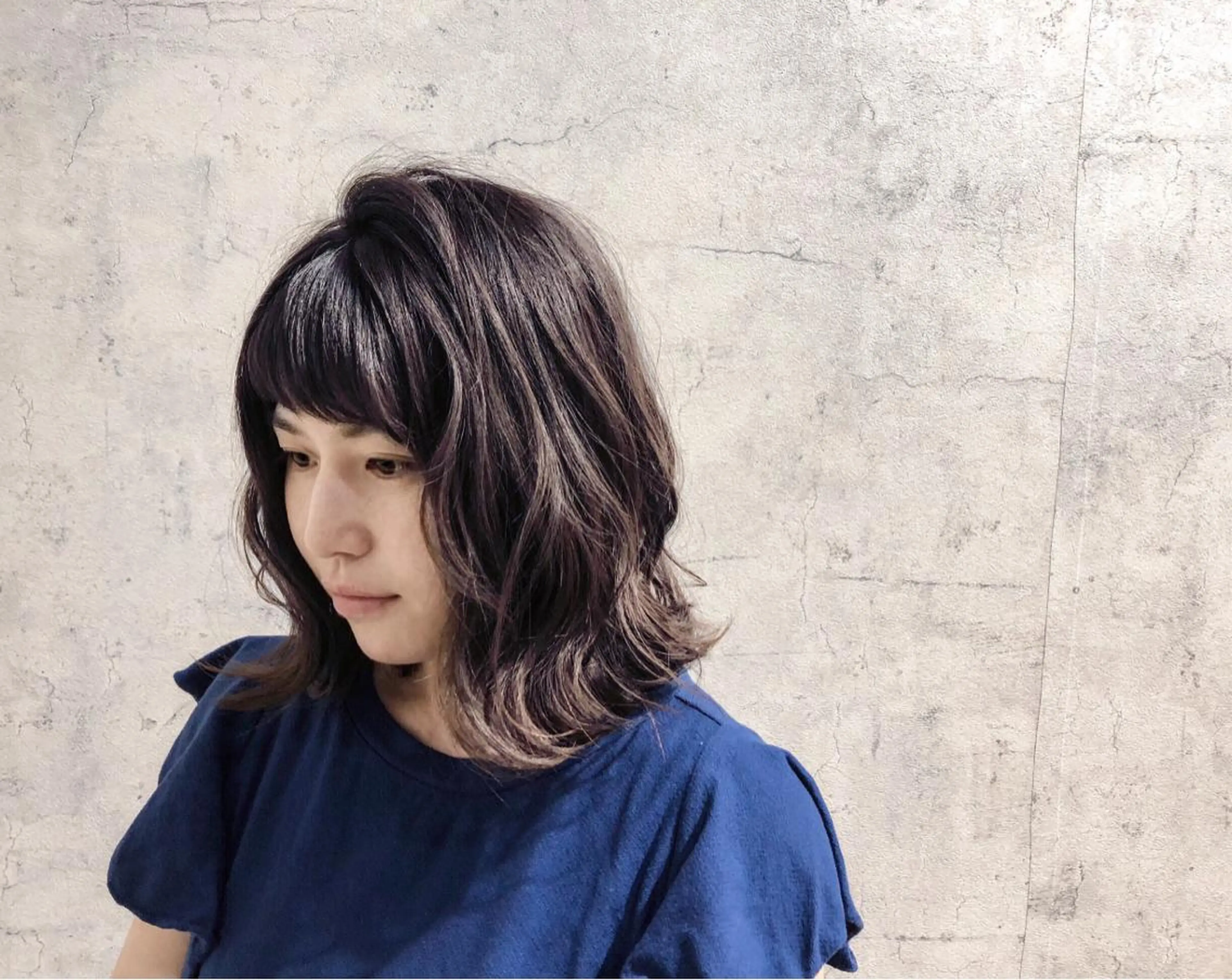 ミディアム カラー 切りっぱなしボブ ボブ オン眉 salowin郡山所属・佐藤 結花のヘアスタイル