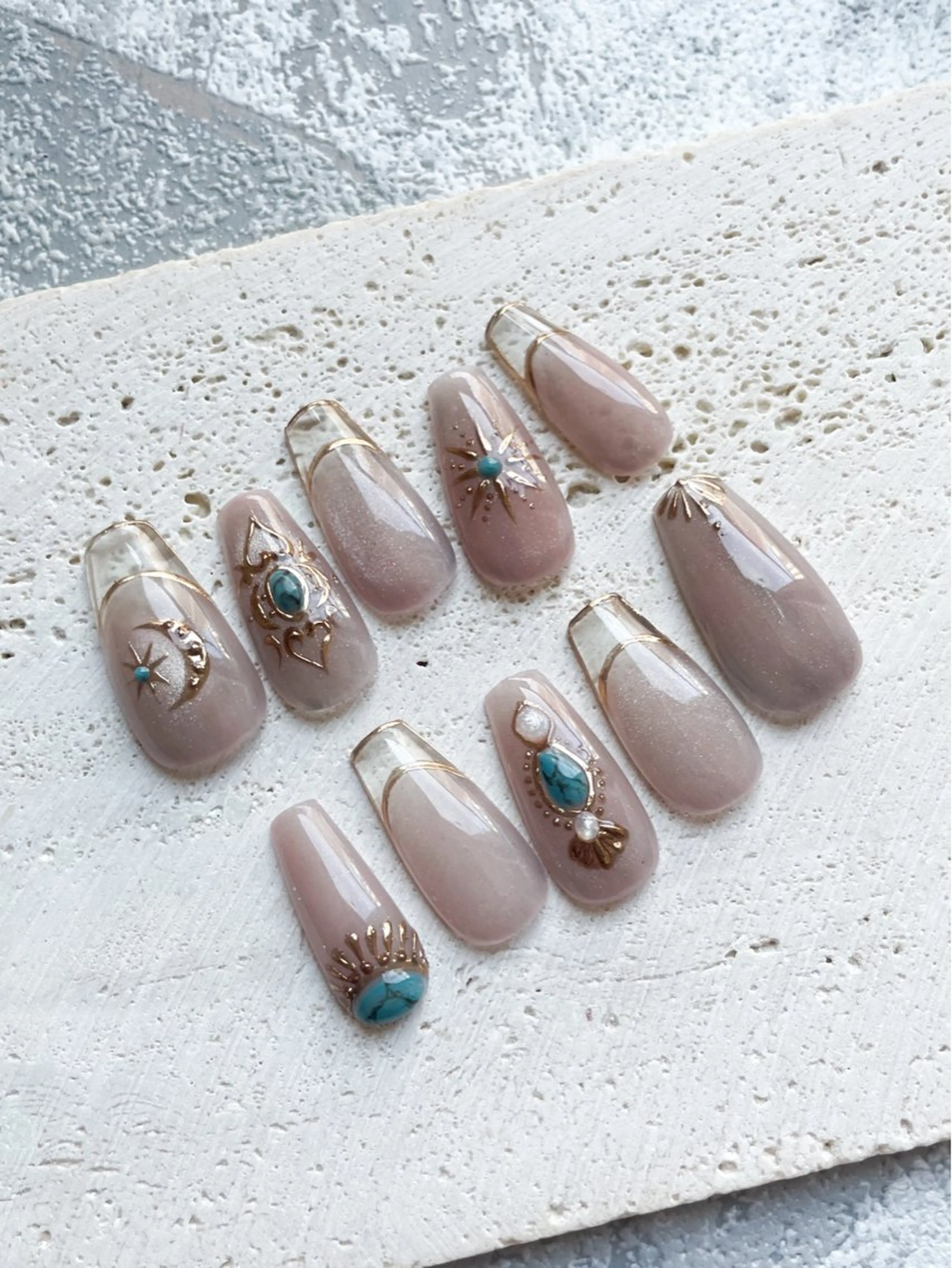 ネイル ハンドネイル atelier　FIORITURA所属・FIORITURA aiのネイルデザイン