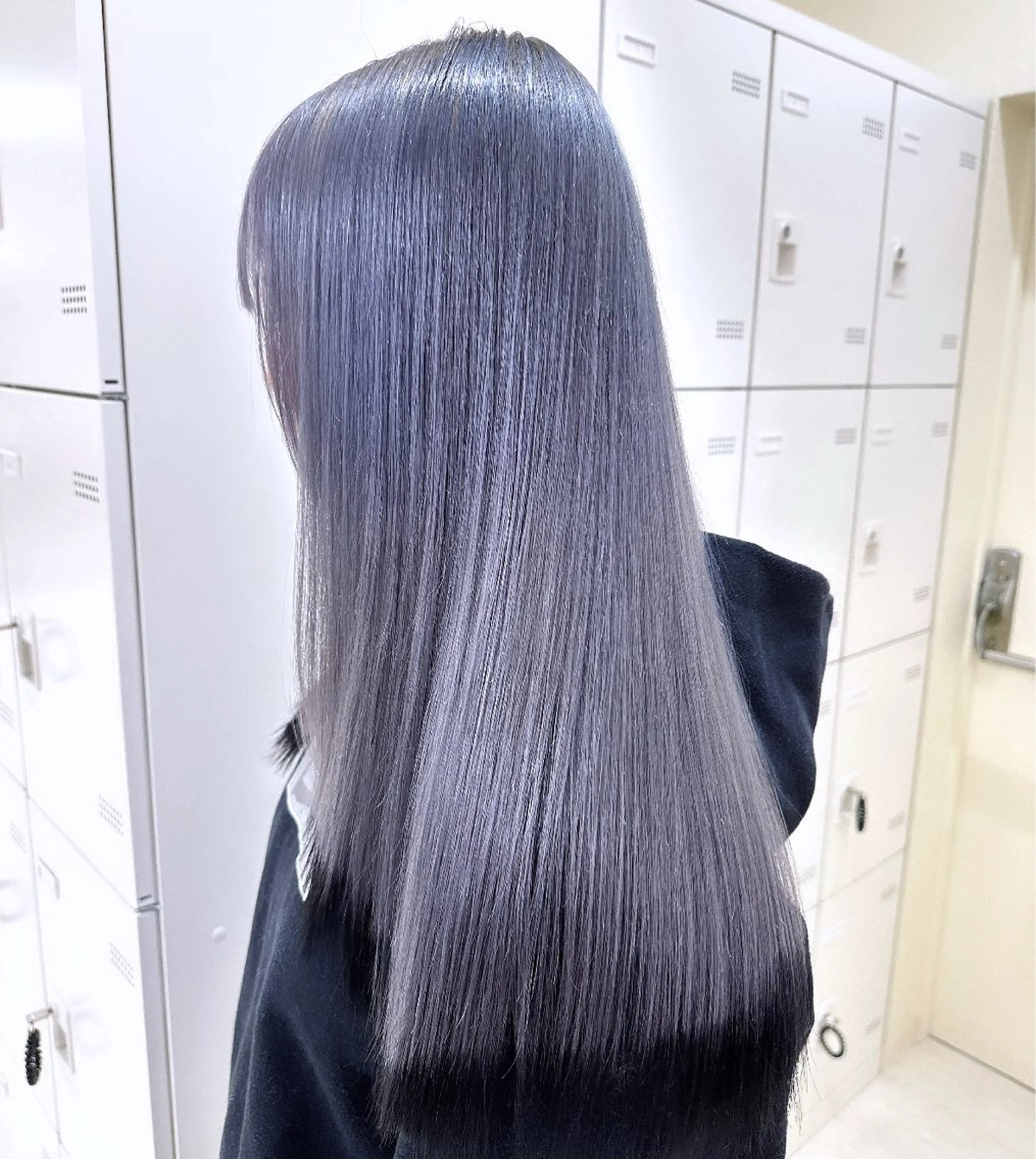 ロング カラー ヘアアレンジ カット ヘアカラー トリートメント 🌈艶カラー/ 韓国風レイヤーカットのヘアスタイル