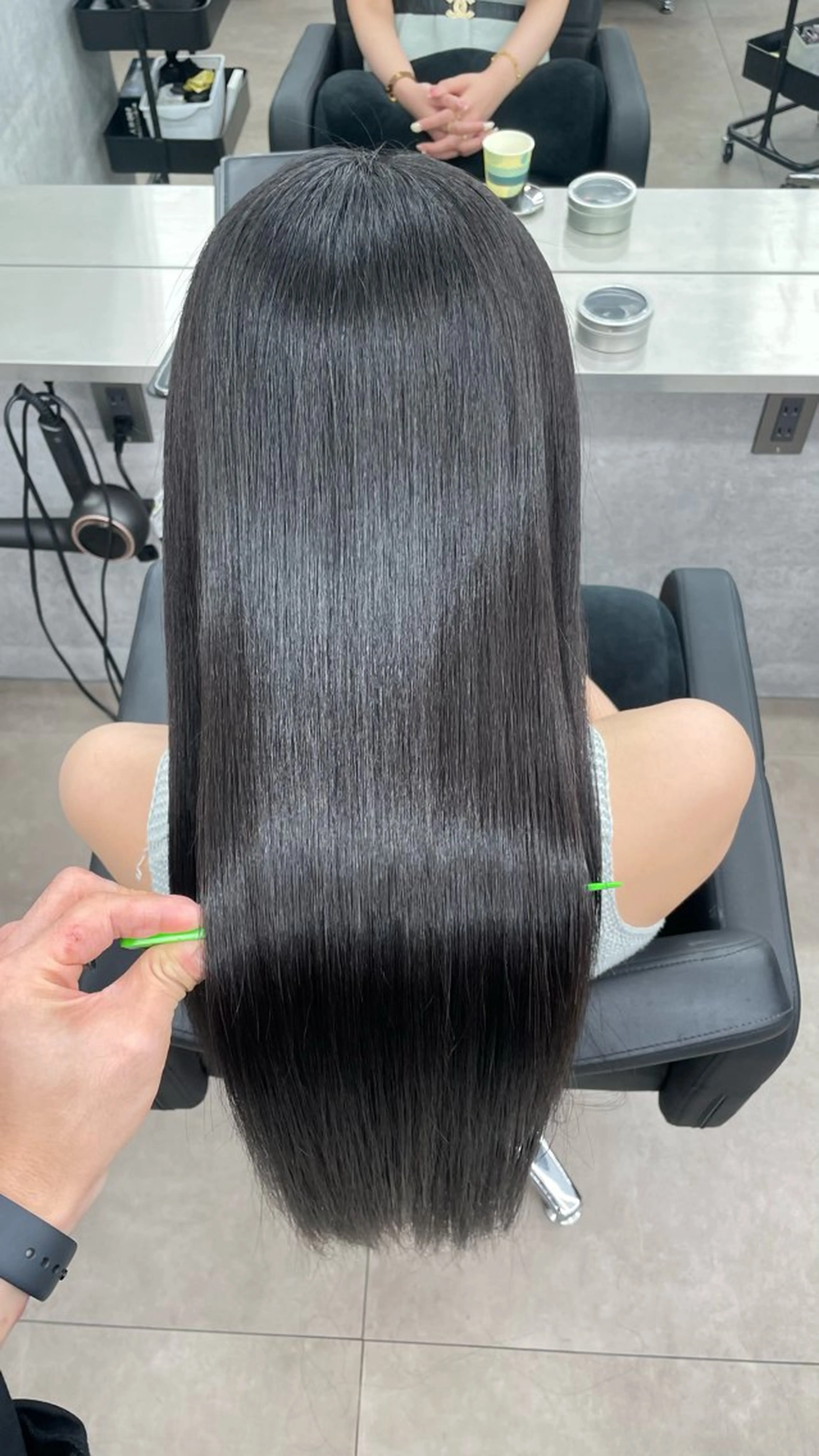 ロング カット ヘアカラー トリートメント 🦄髪質改善トリー トメント🦄イリスのヘアスタイル