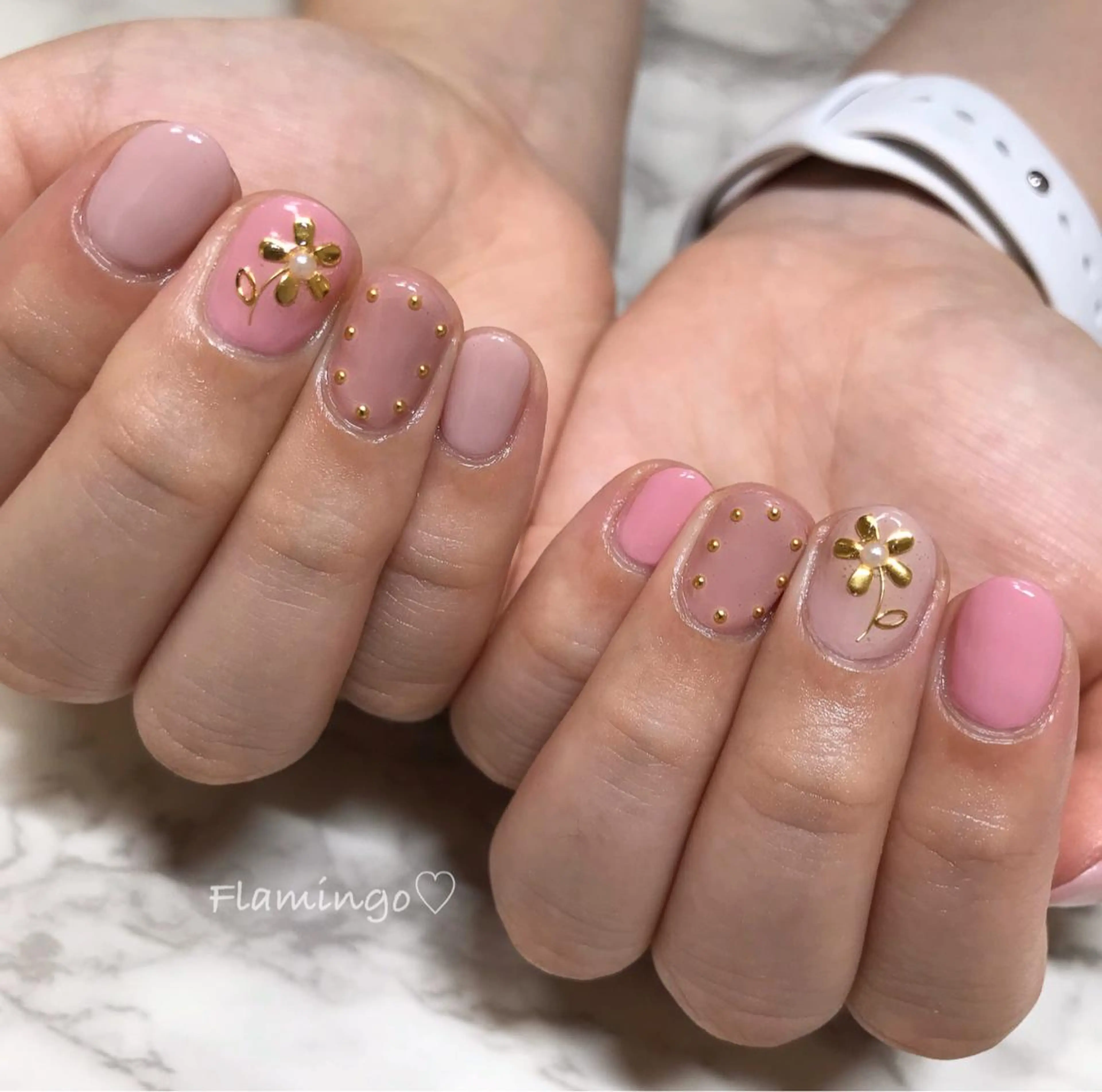 ネイル フラワーネイル ジェルネイル オフィスネイル ワンカラーネイル ピンク シンプル／上品／爪育 ☺︎Flamingoのネイルデザイン