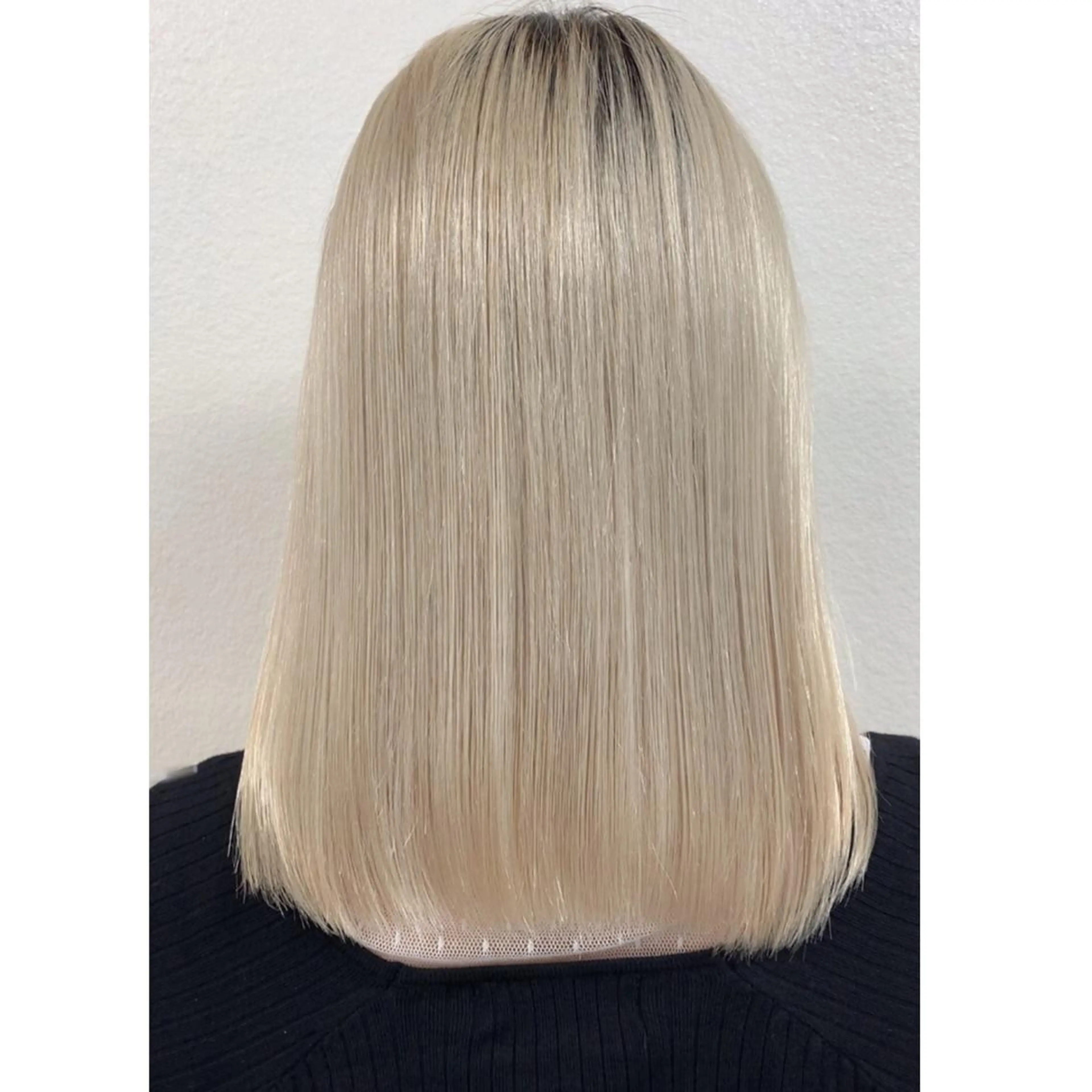 ミディアム カラー トリートメント 酸熱トリートメント 🩵ハイトーン 美咲🩵のヘアスタイル