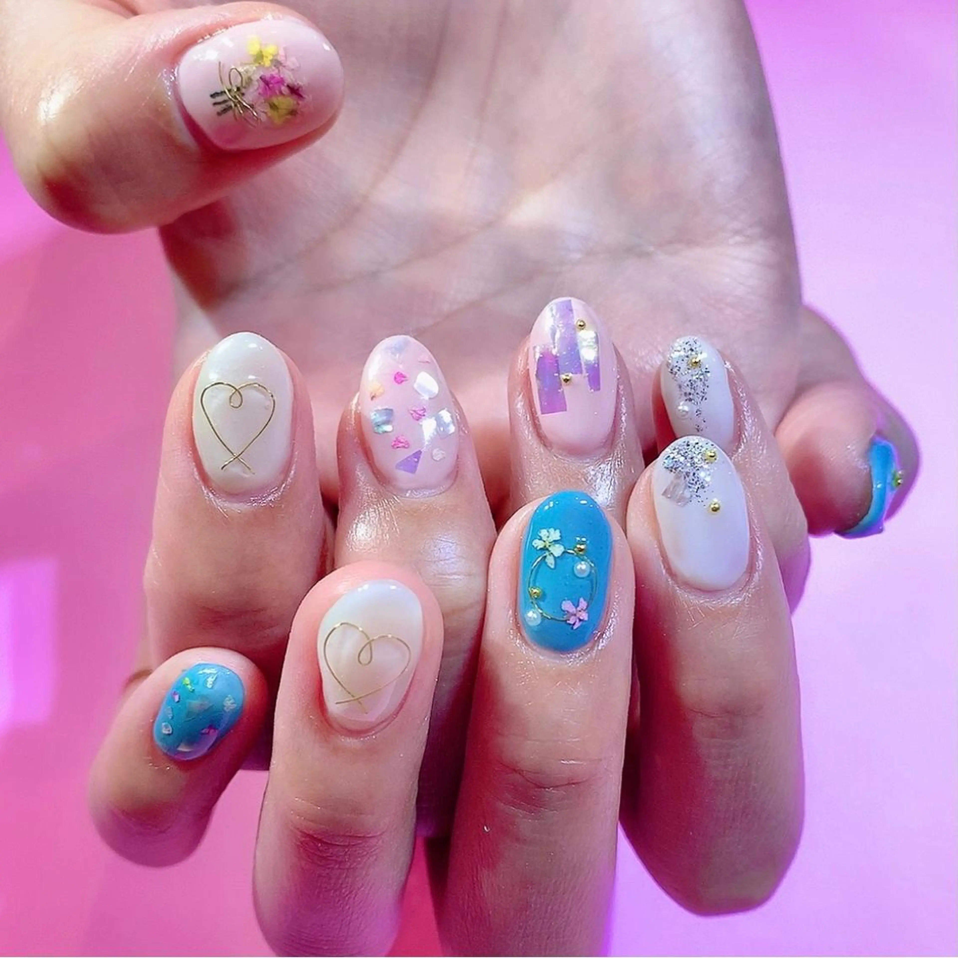 ネイル アートネイル オーロラネイル フラワーネイル ハート 氷ネイル・うるうるネイル ハンドネイル シェアサロンLei.g(レイジー)所属・3Dアートネイル💗 都築レナのネイルデザイン