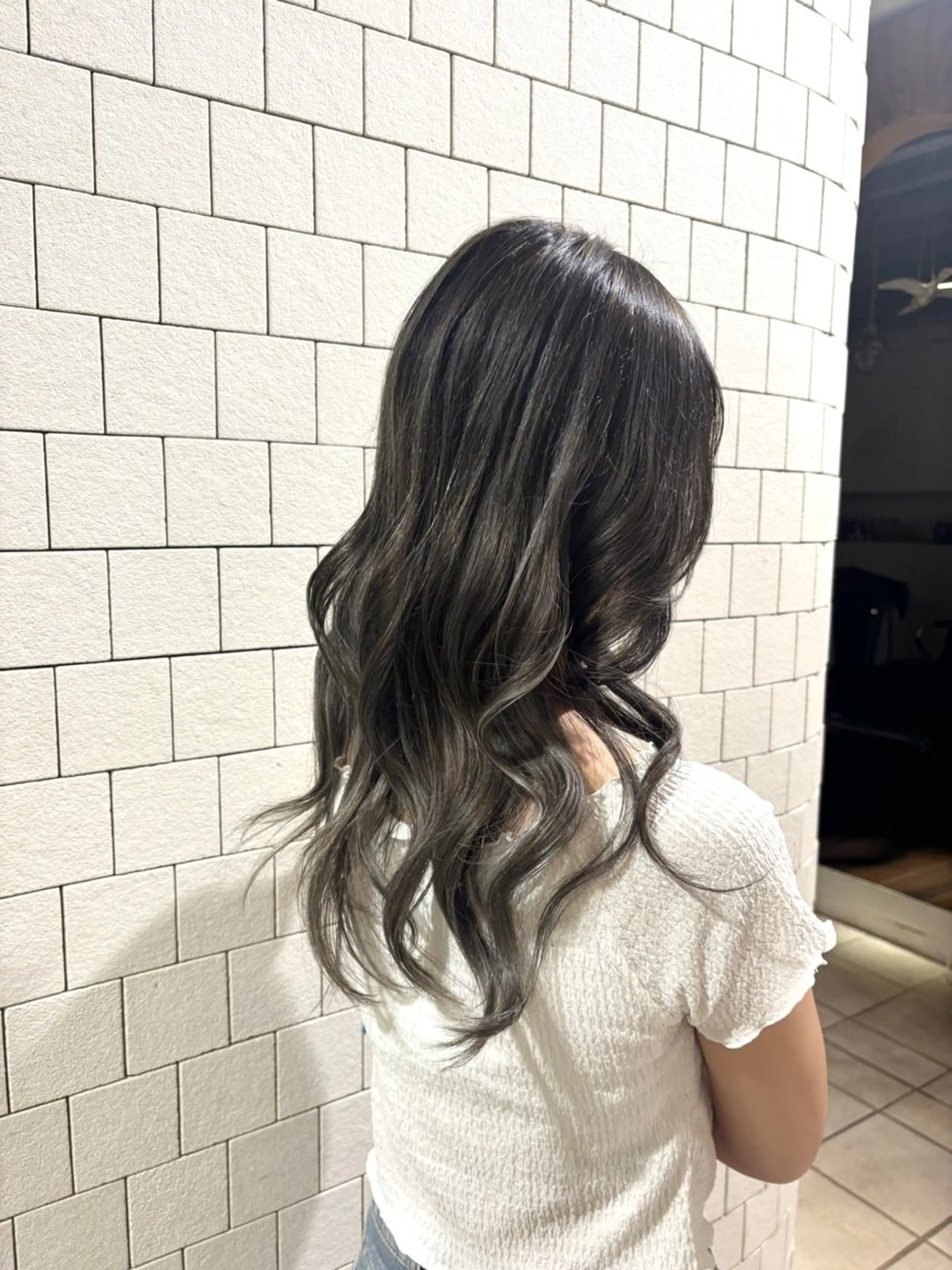 カラー グレージュ ハイライトカラー hair salon M.plus所属・倉木 優羽のヘアスタイル