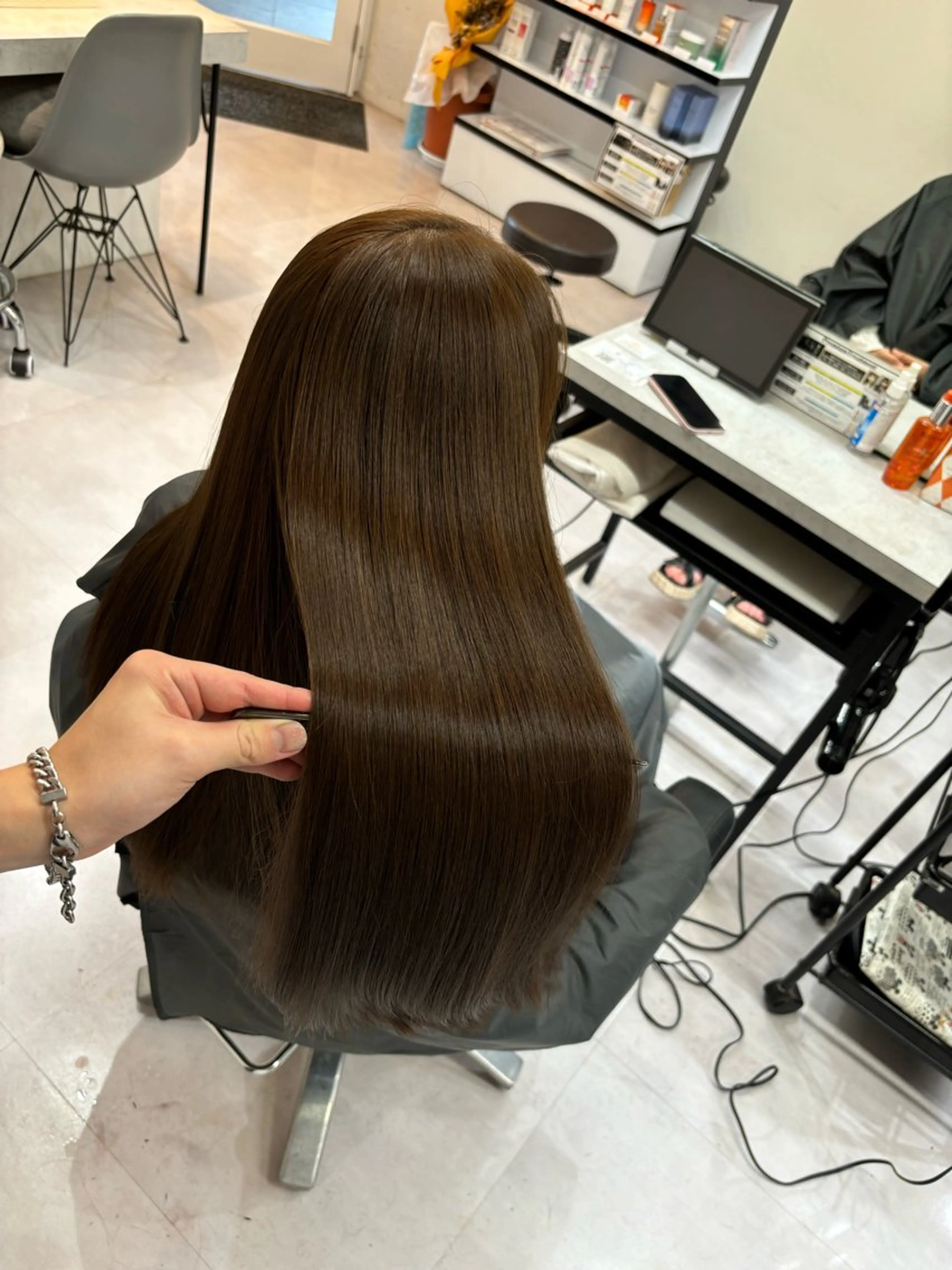 ロング カラー カット ヘアカラー トリートメント 🦋縮毛× 髪質改善🦋リョウヤのヘアスタイル
