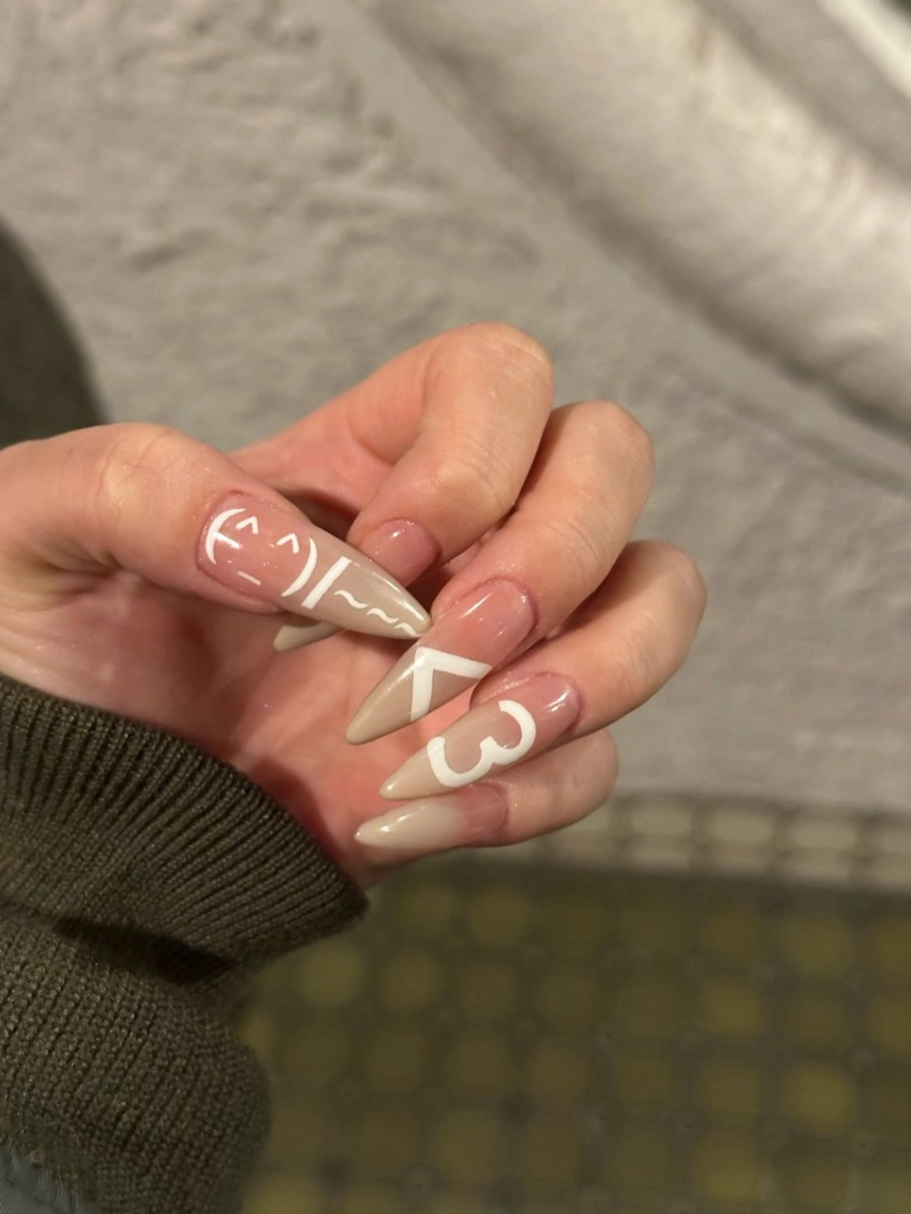 ネイル ハンドネイル フットネイル ゆびノさき +ikebukuroのネイルデザイン