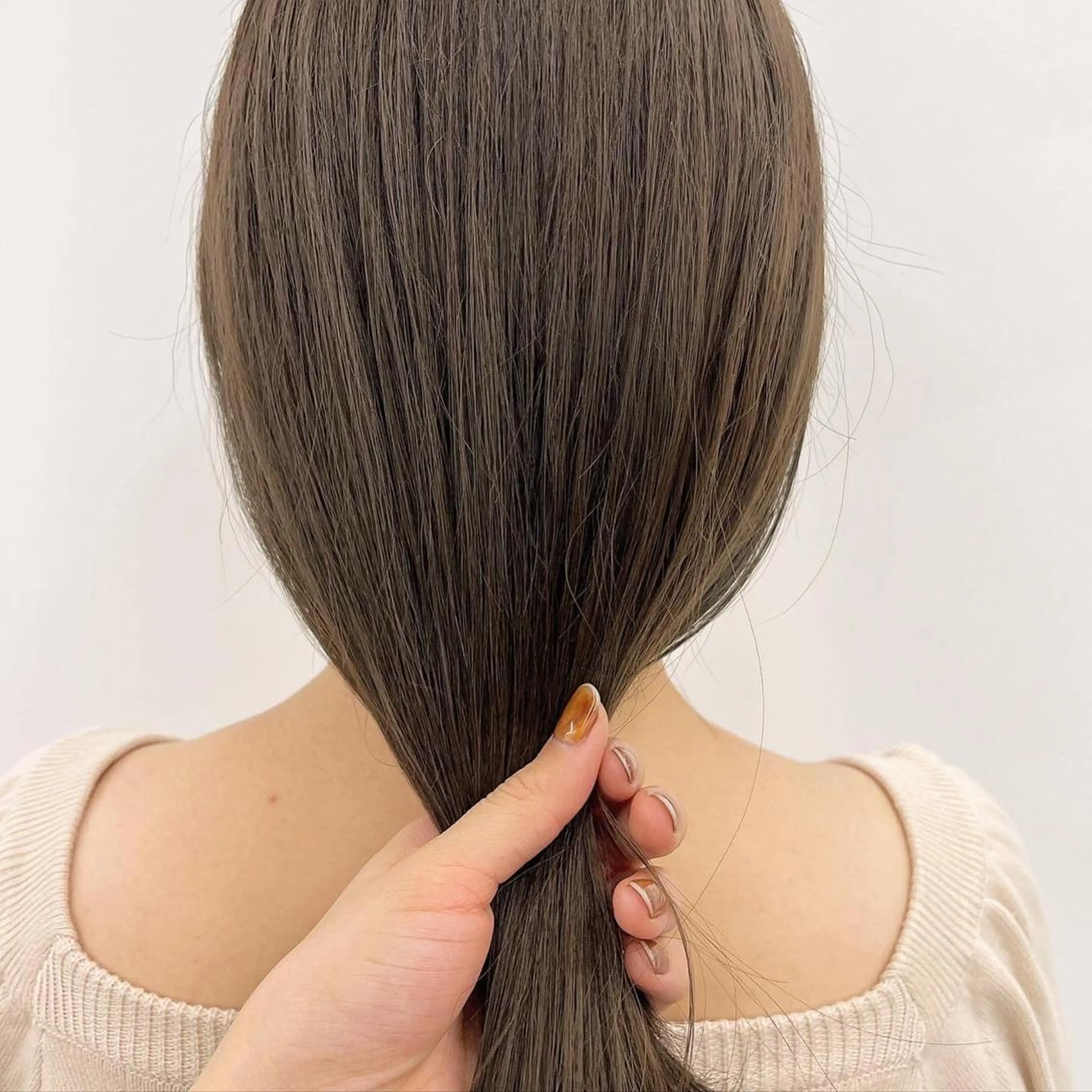 ミディアム カラー 透明感カラー グレージュ カット ヘアカラー トリートメント 🌱ボブ/レイヤー/ ベージュ/あやみ✨のヘアスタイル