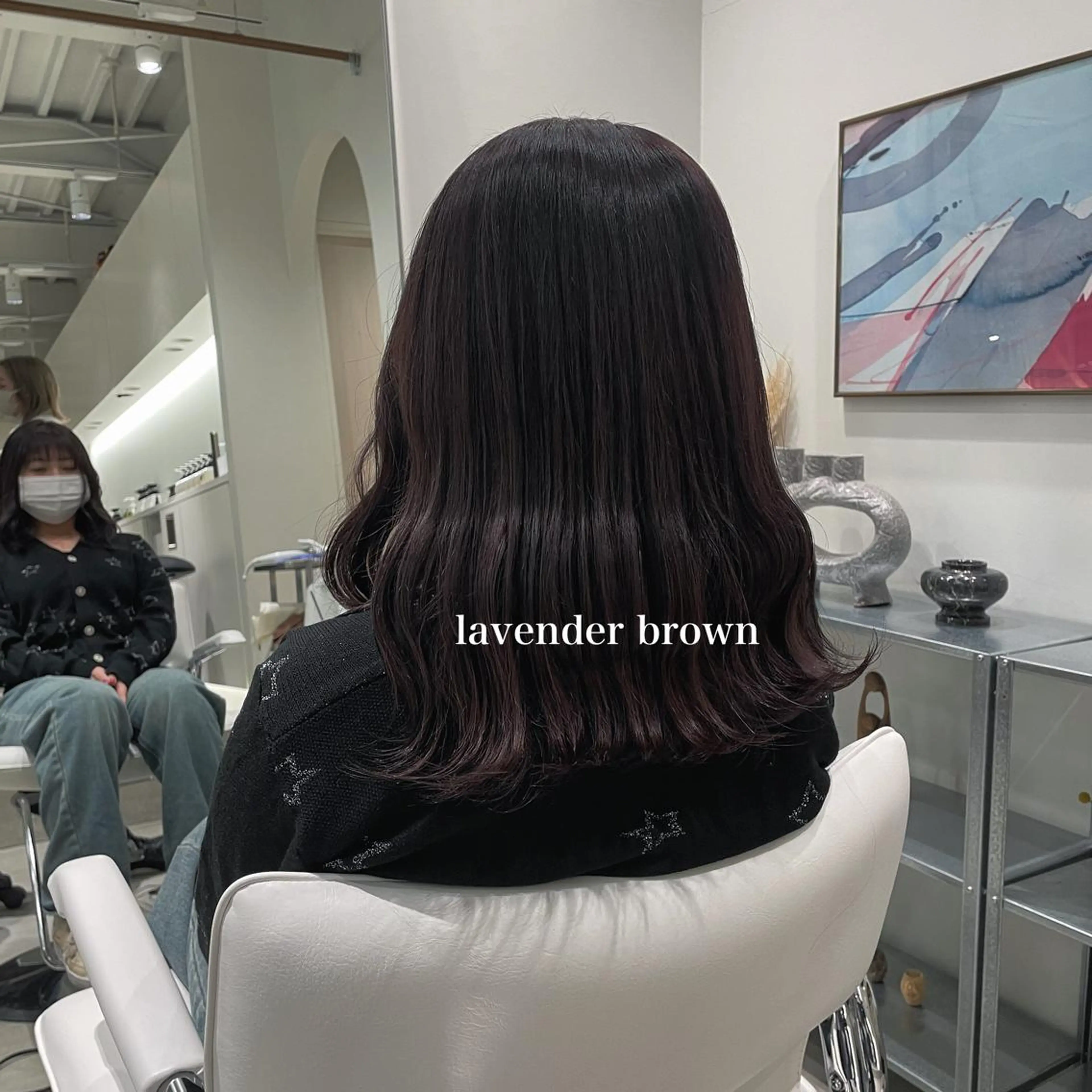 セミロング カラー ラベンダーカラー 峯崎 葵のヘアスタイル