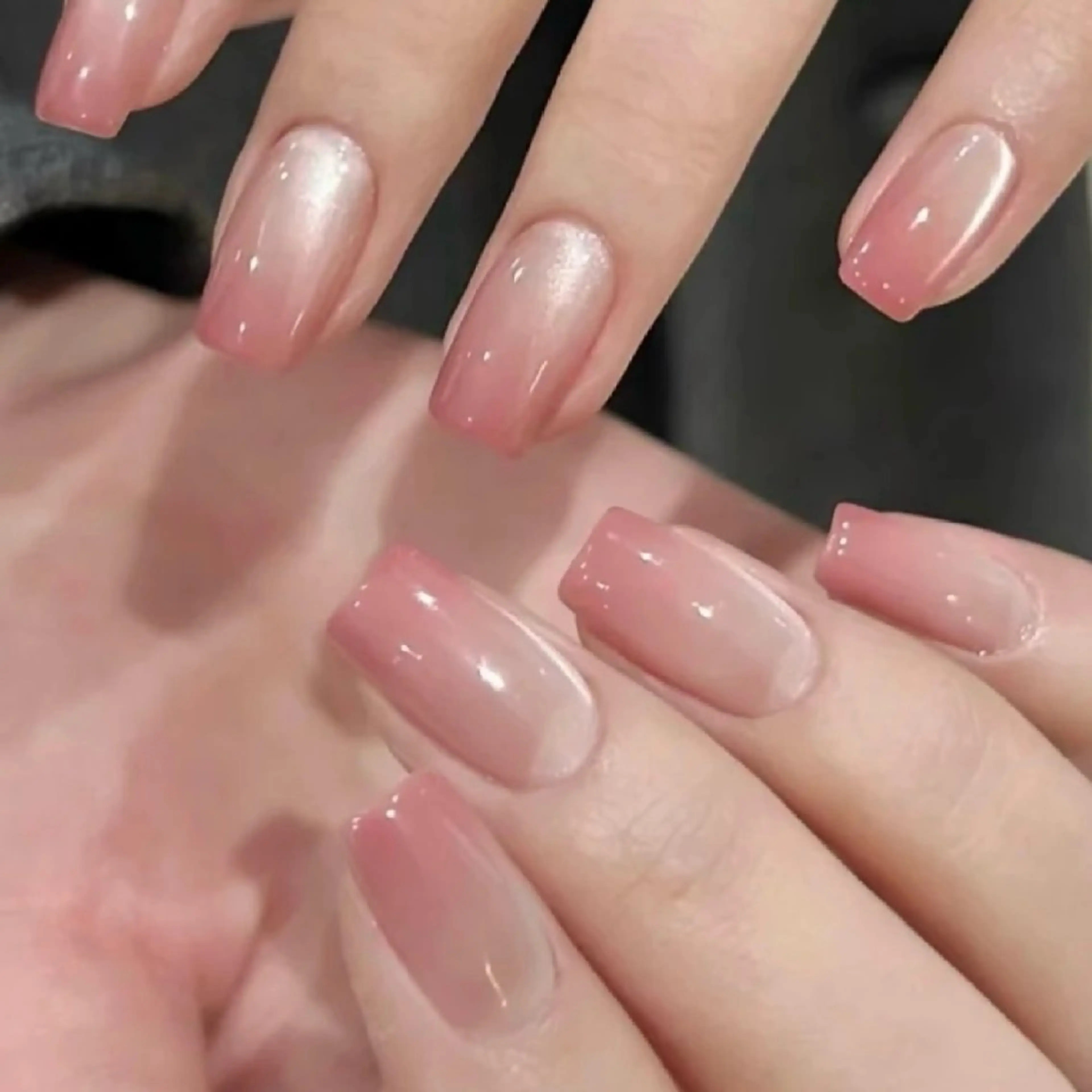 ★マグネカラーグラデーションネイル【初回オフ無料】の写真