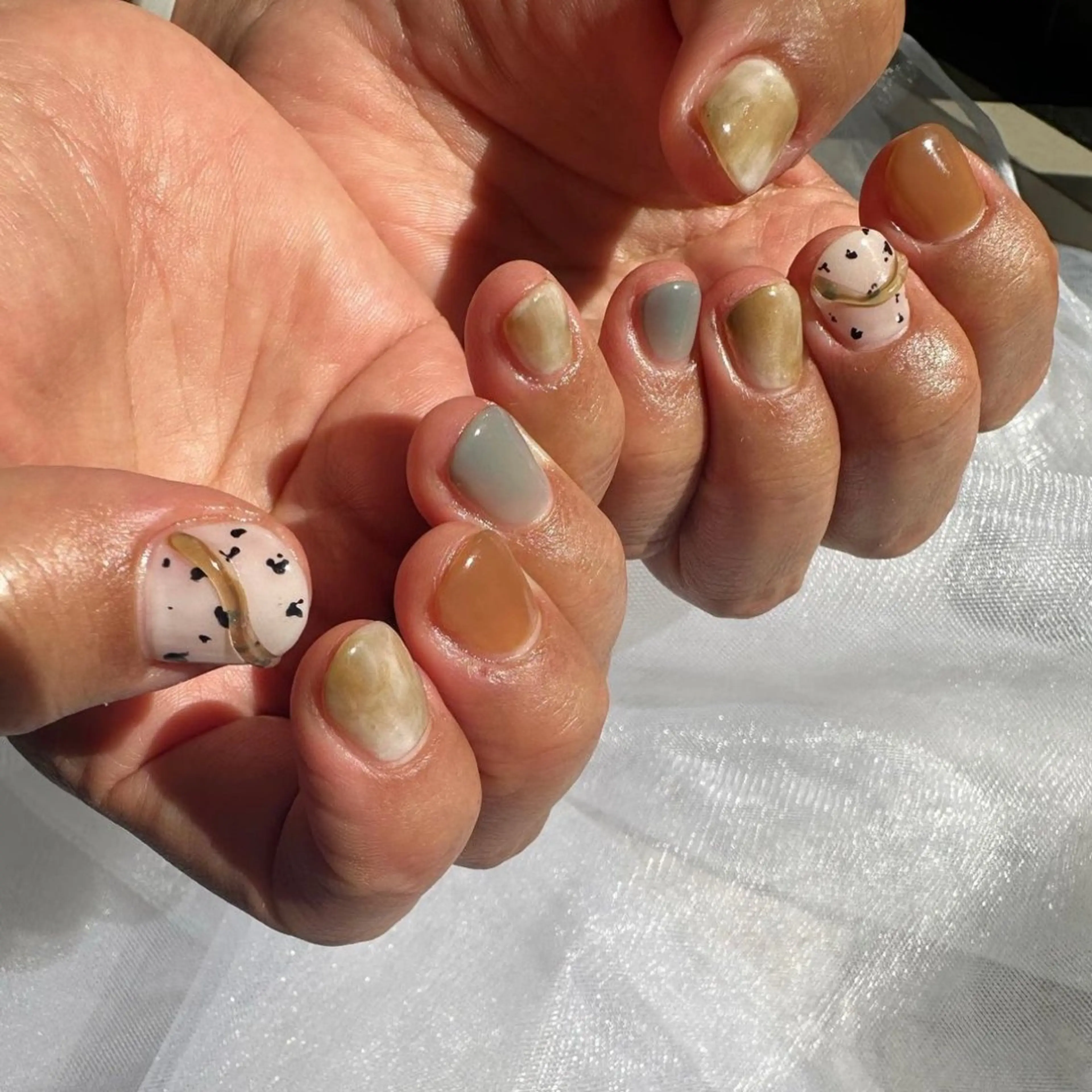 ネイル クリアネイル 氷ネイル・うるうるネイル 韓国ネイル ニュアンスネイル 冬ネイル 🪞KAPE NAIL 🪞のネイルデザイン