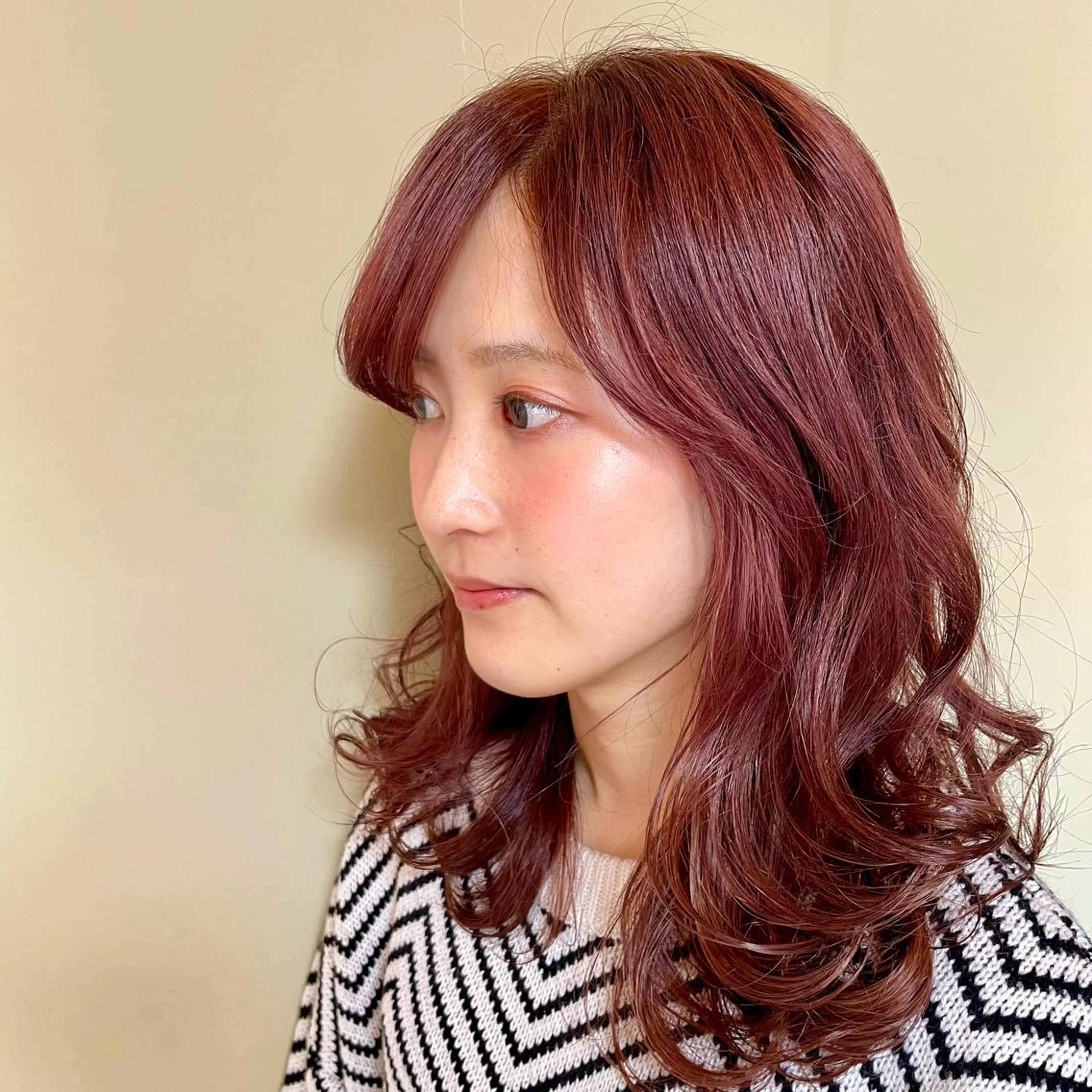 セミロング カラー ブリーチ ブリーチなしカラー ピンクカラー ピンクパープル パープルカラー RUBEUS【ルベウス】所属・✨艶々カラー🎨 杉本賢人のヘアスタイル