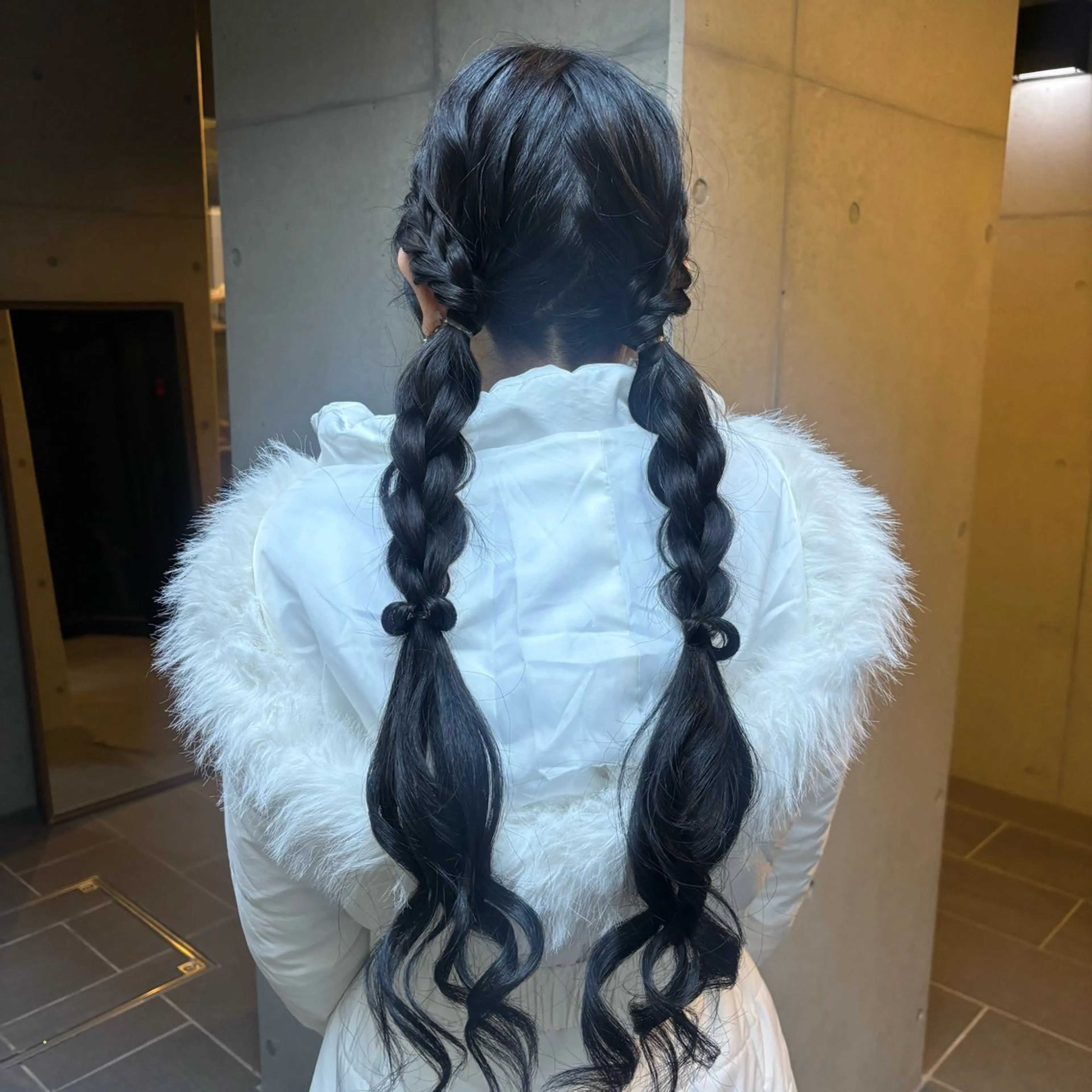 ロング ヘアアレンジ 〖❁田尻千尋| LEONID❁〗のヘアスタイル