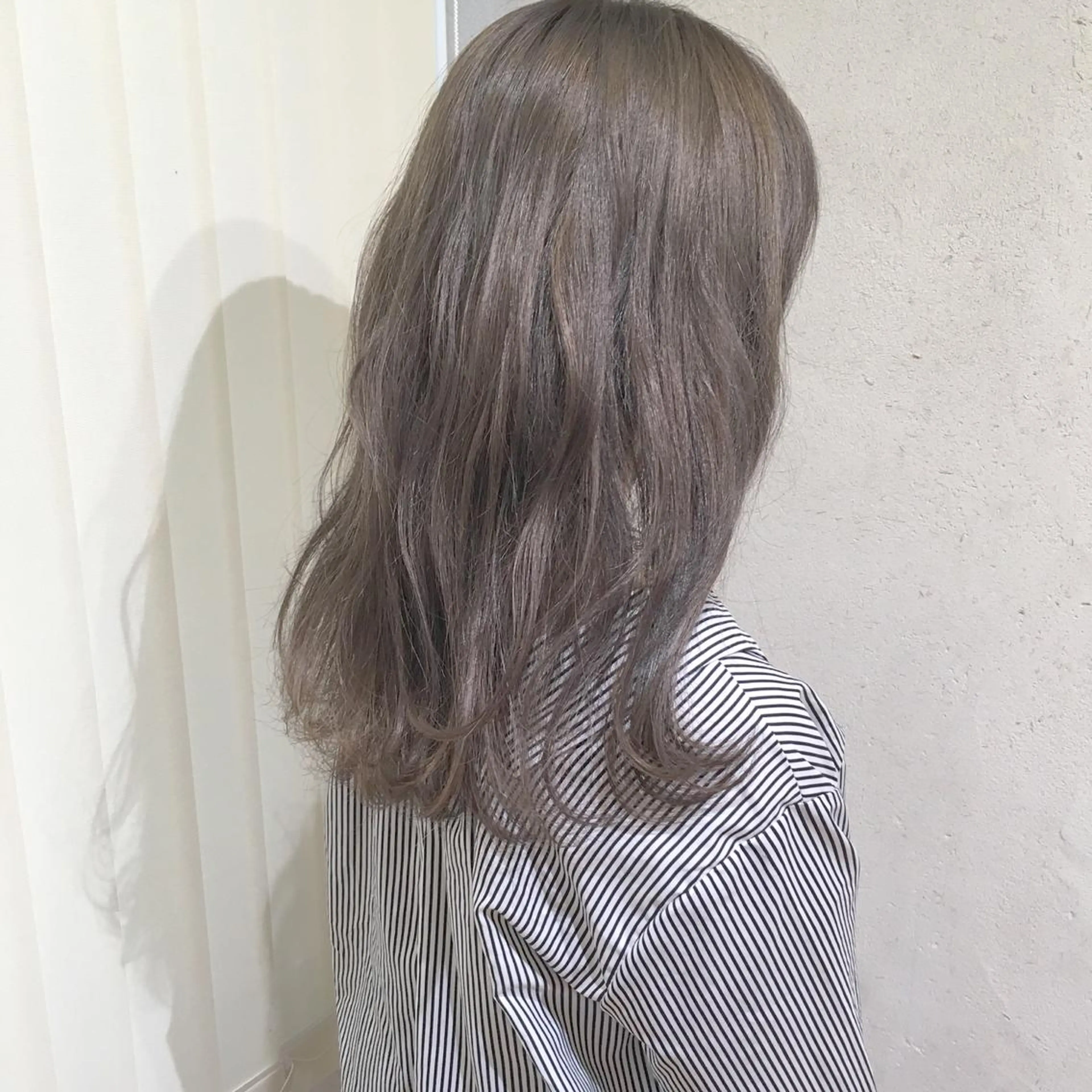 セミロング カラー パーマ ヘアアレンジ LUCK本厚木 浦住 貴大のヘアスタイル