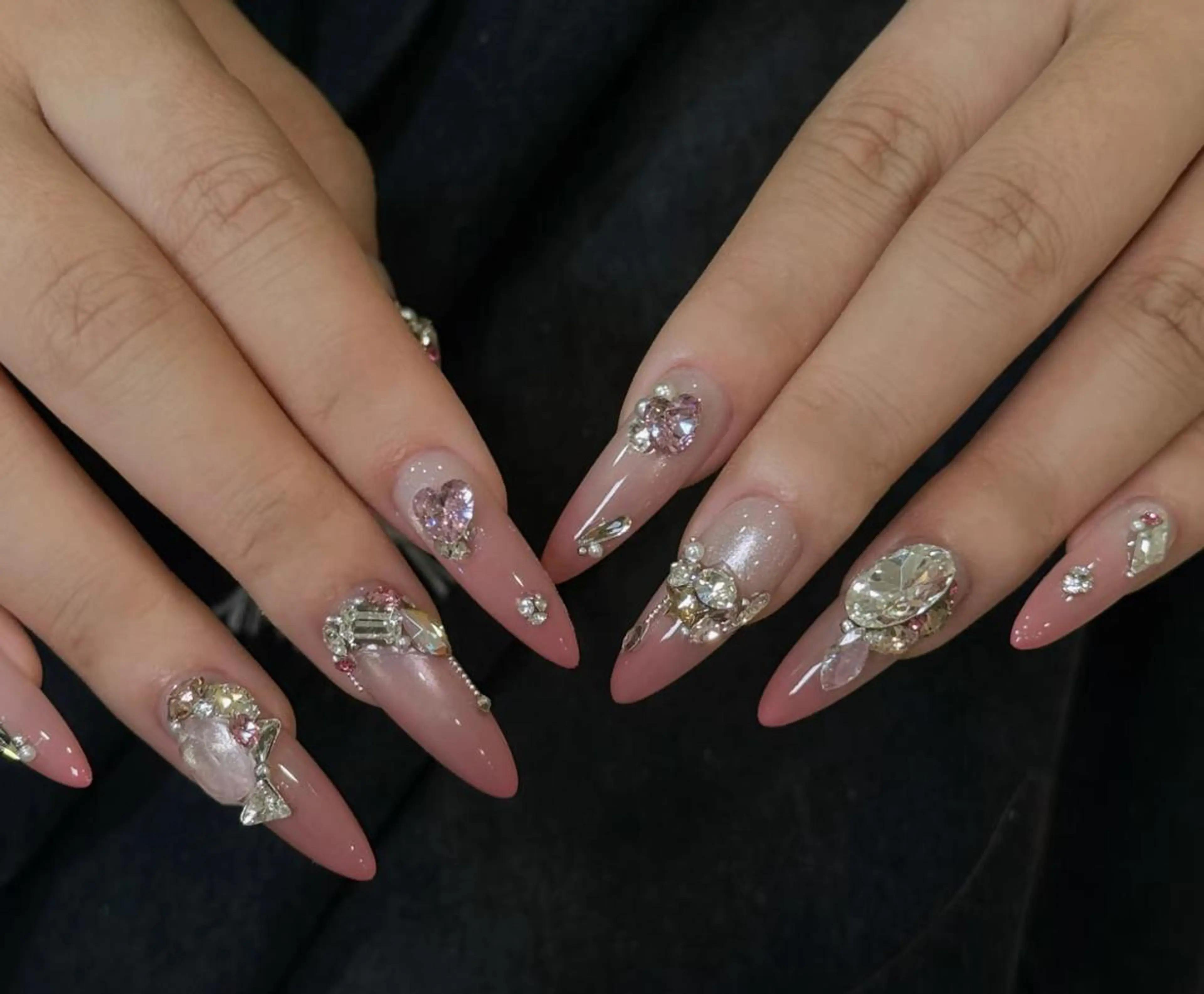 ネイル ハンドネイル ハンドケア 🍑 momo_nailのネイルデザイン