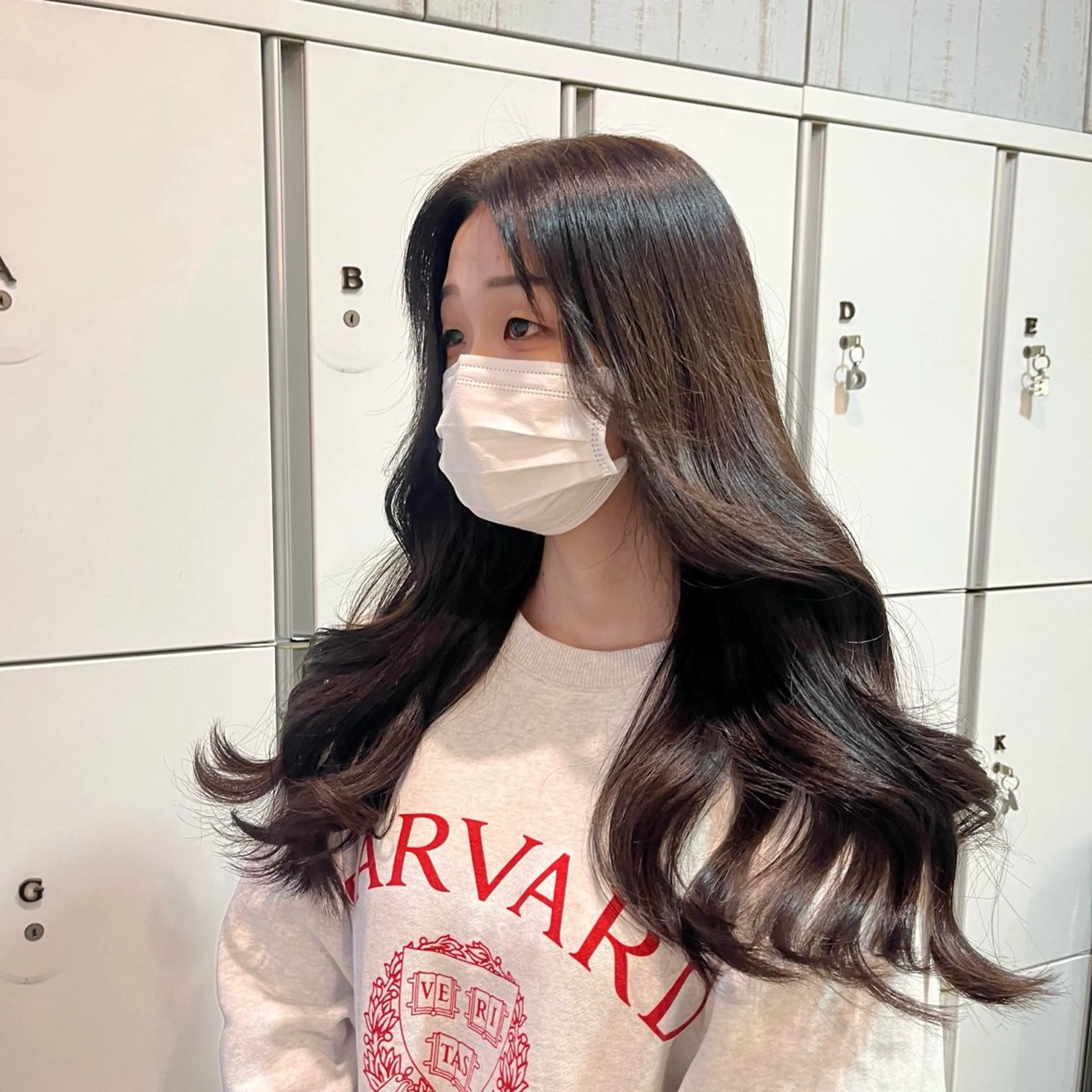 ロング 韓国風ヘア 小顔カット ヘアセット 垢抜けカラー/オリー ブ系/フェミニン/鏡のヘアスタイル