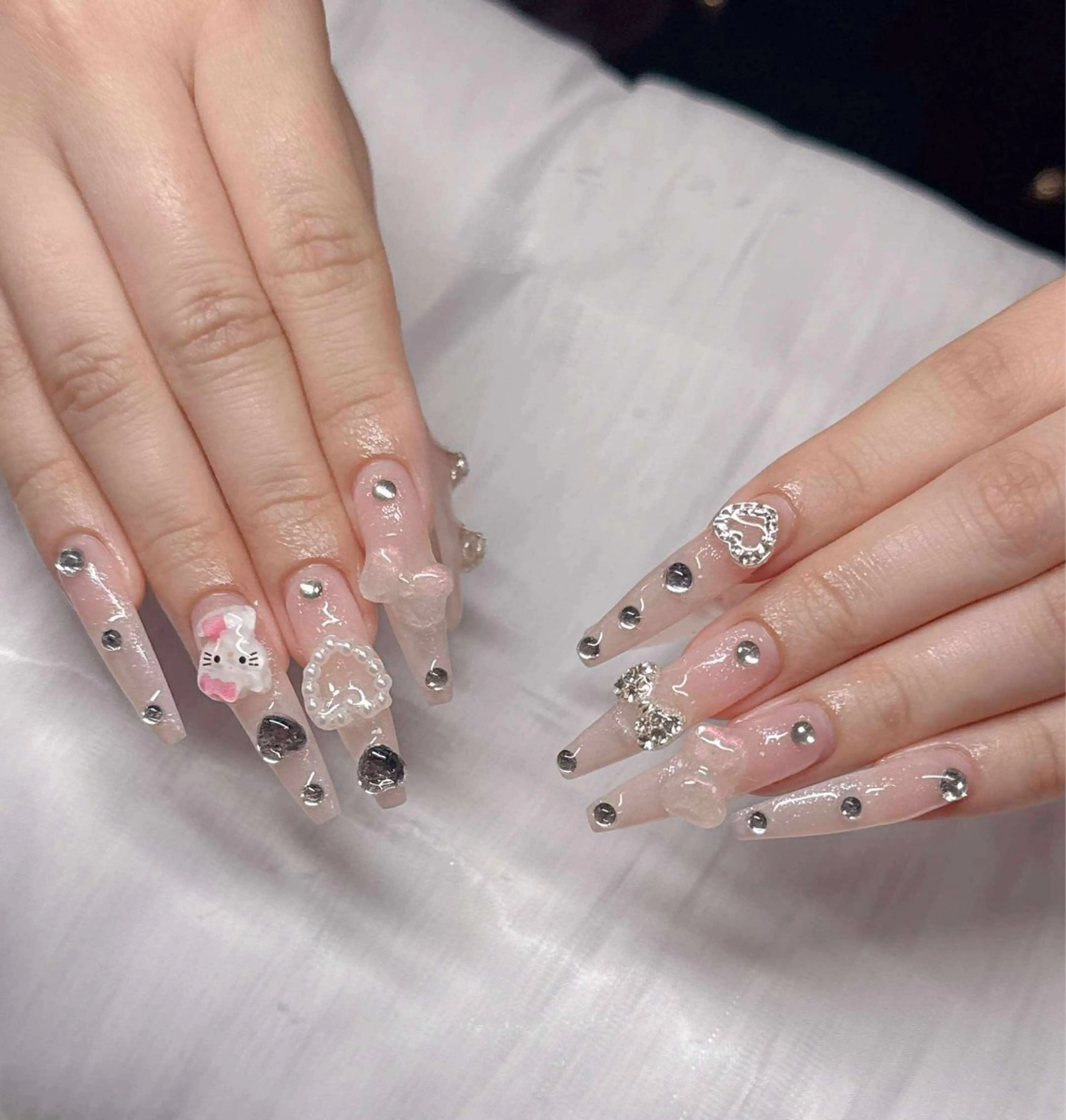 ネイル 長さ出し グラデーション 卒業式 キラキラネイル マグネットネイル ハンドネイル Lee Nailsのネイルデザイン