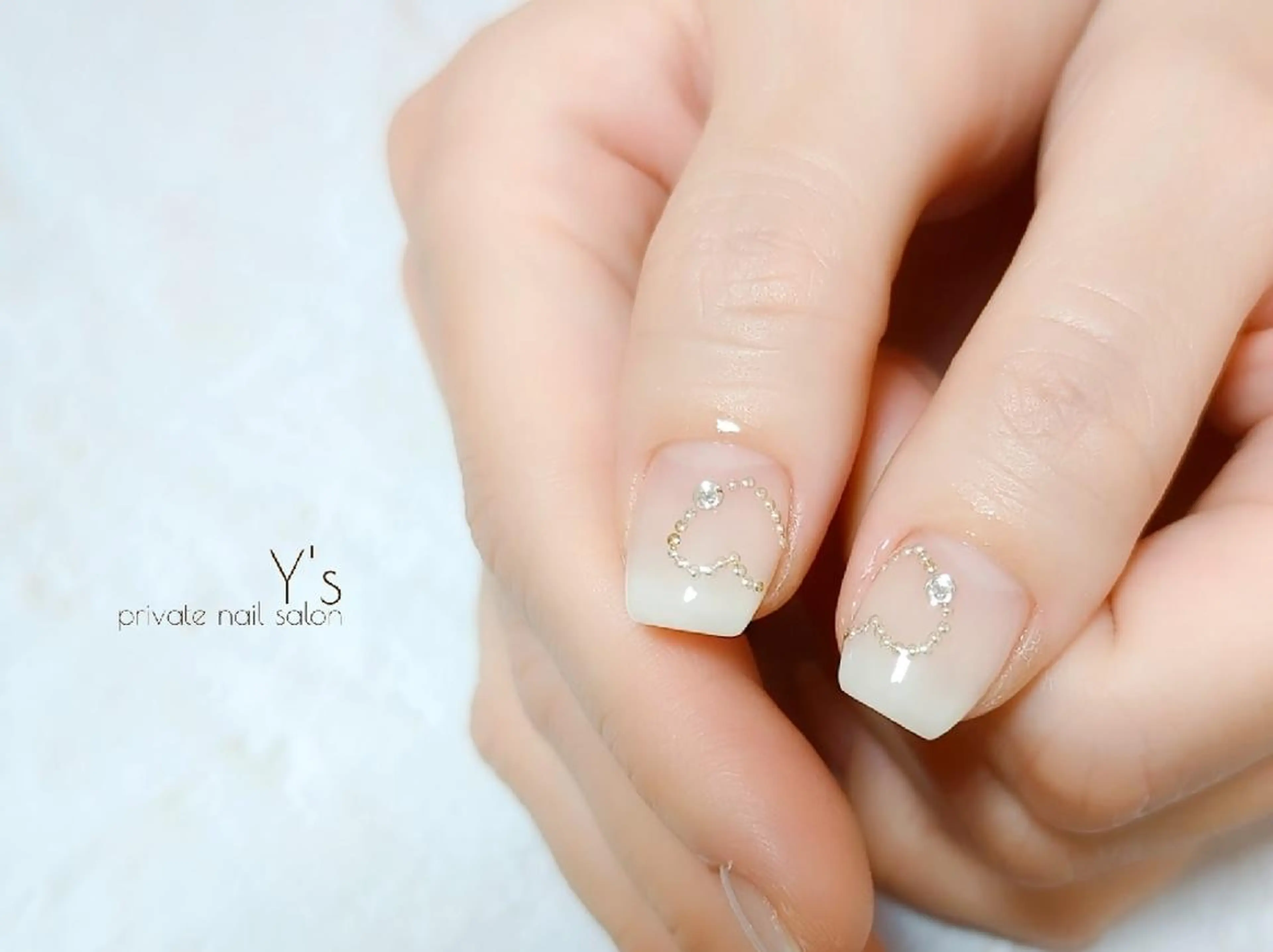 ネイル ハンドネイル YUMI NAGAI  のネイルデザイン