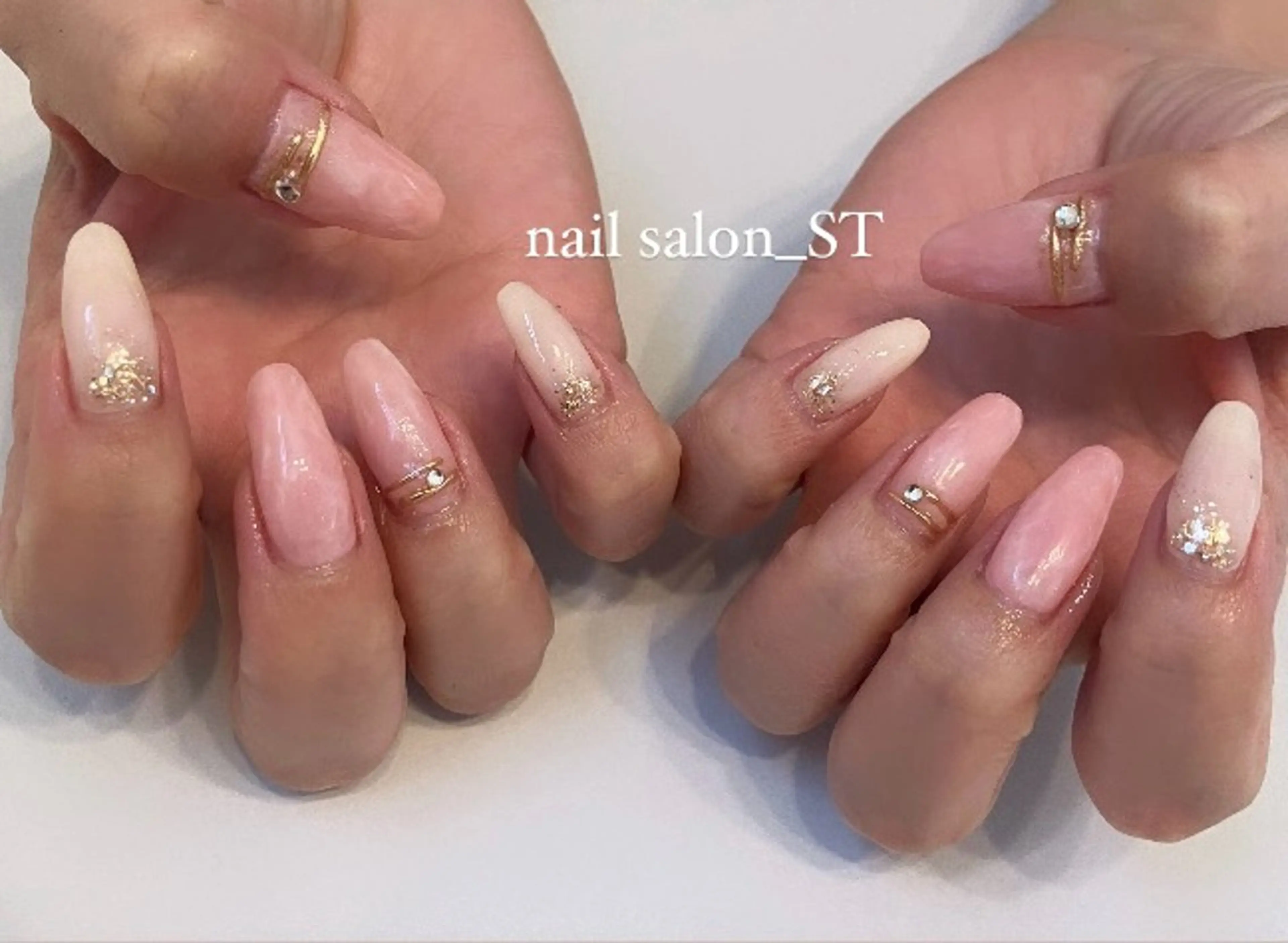 ネイル ハンドネイル フットネイル nail salon SUTAMIのネイルデザイン
