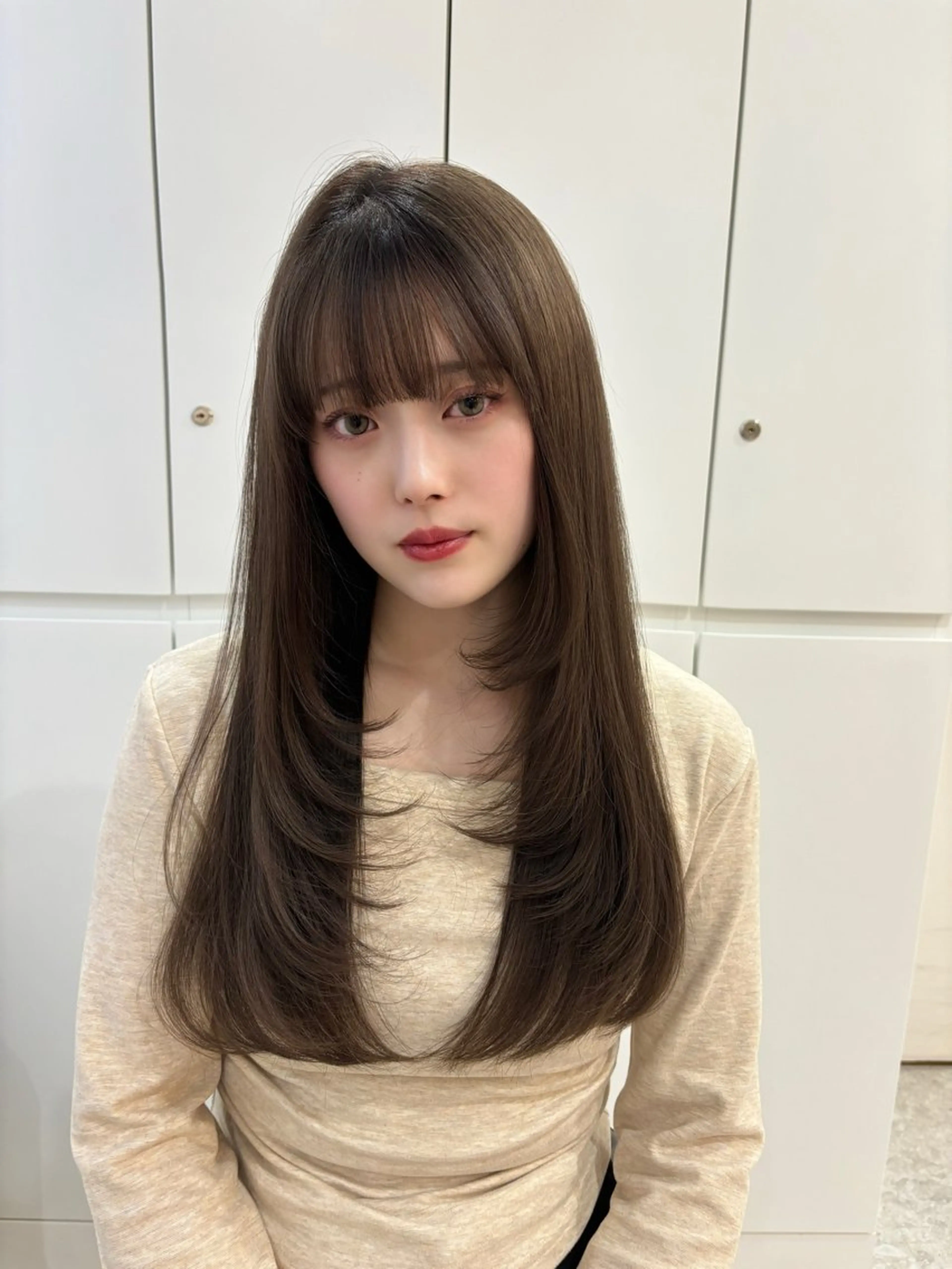 【人気メニュー復活✨】小顔レイヤーカット＋艶カラー＋クイックトリートメントの写真