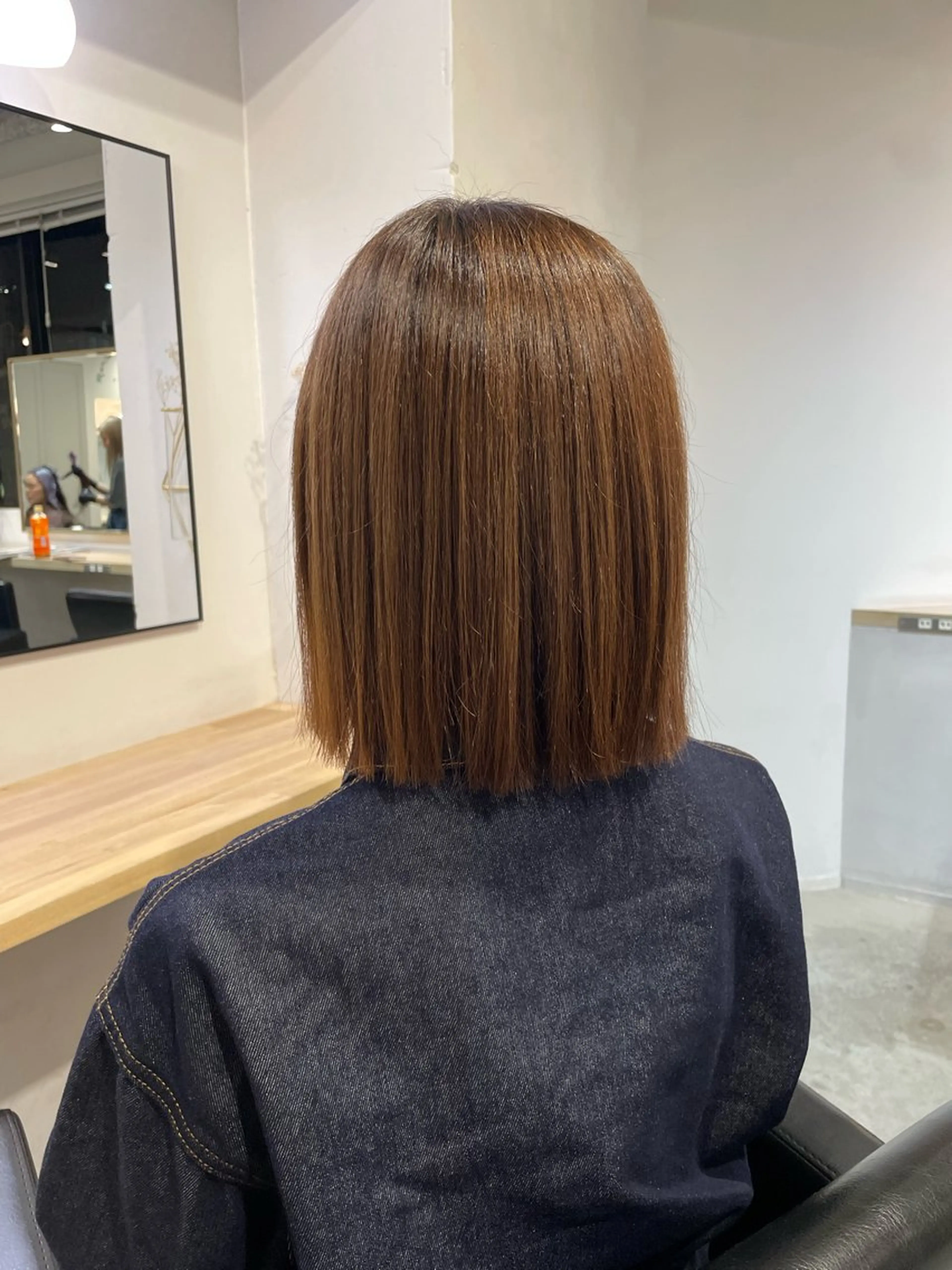 ミディアム 石川 優奈のヘアスタイル