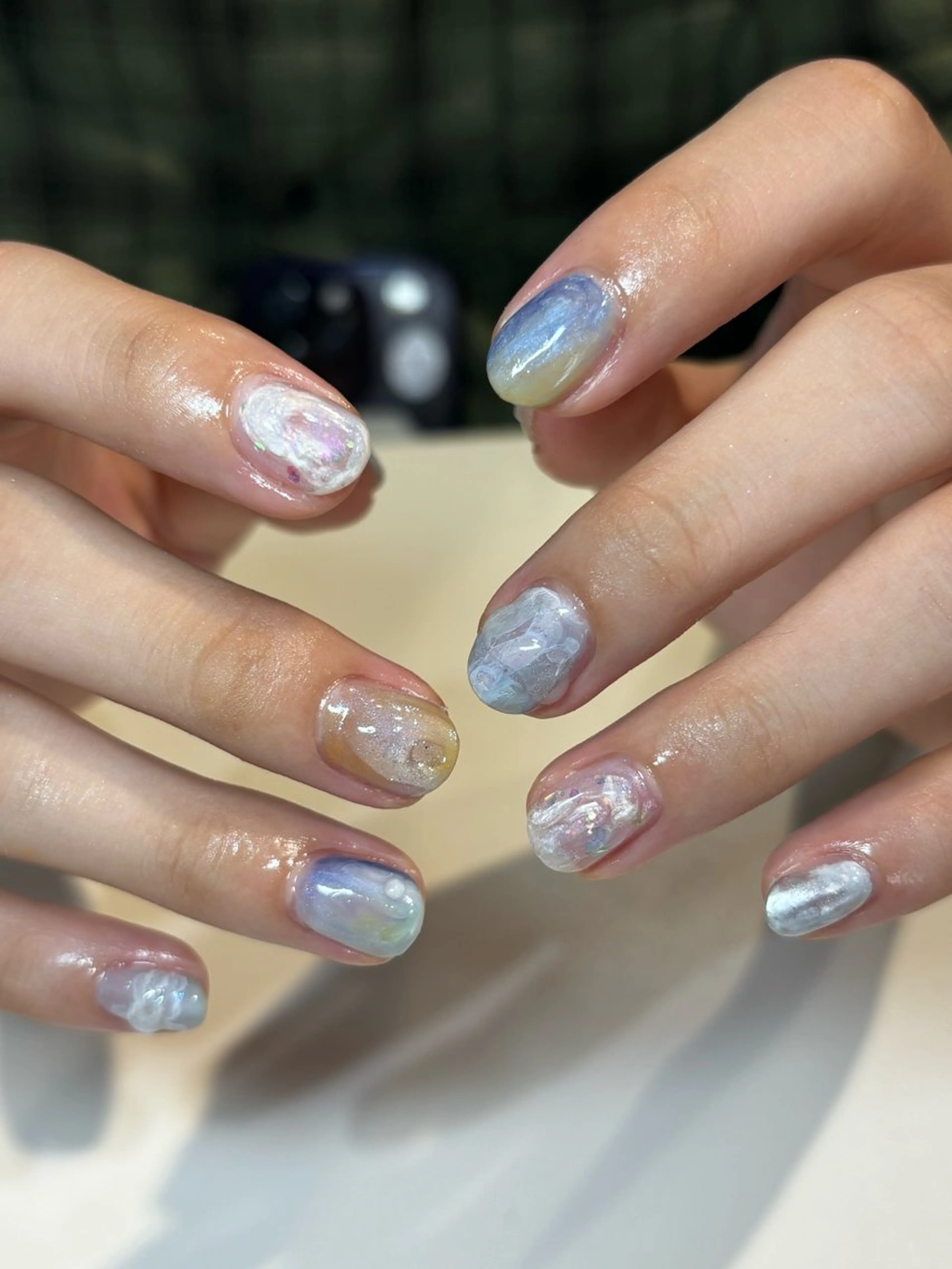 ネイル フットネイル フレンチネイル ジェルネイル グラデーション マグネットネイル ハンドネイル ヘアー.ネイル二刀流 misa🫧のヘアスタイル