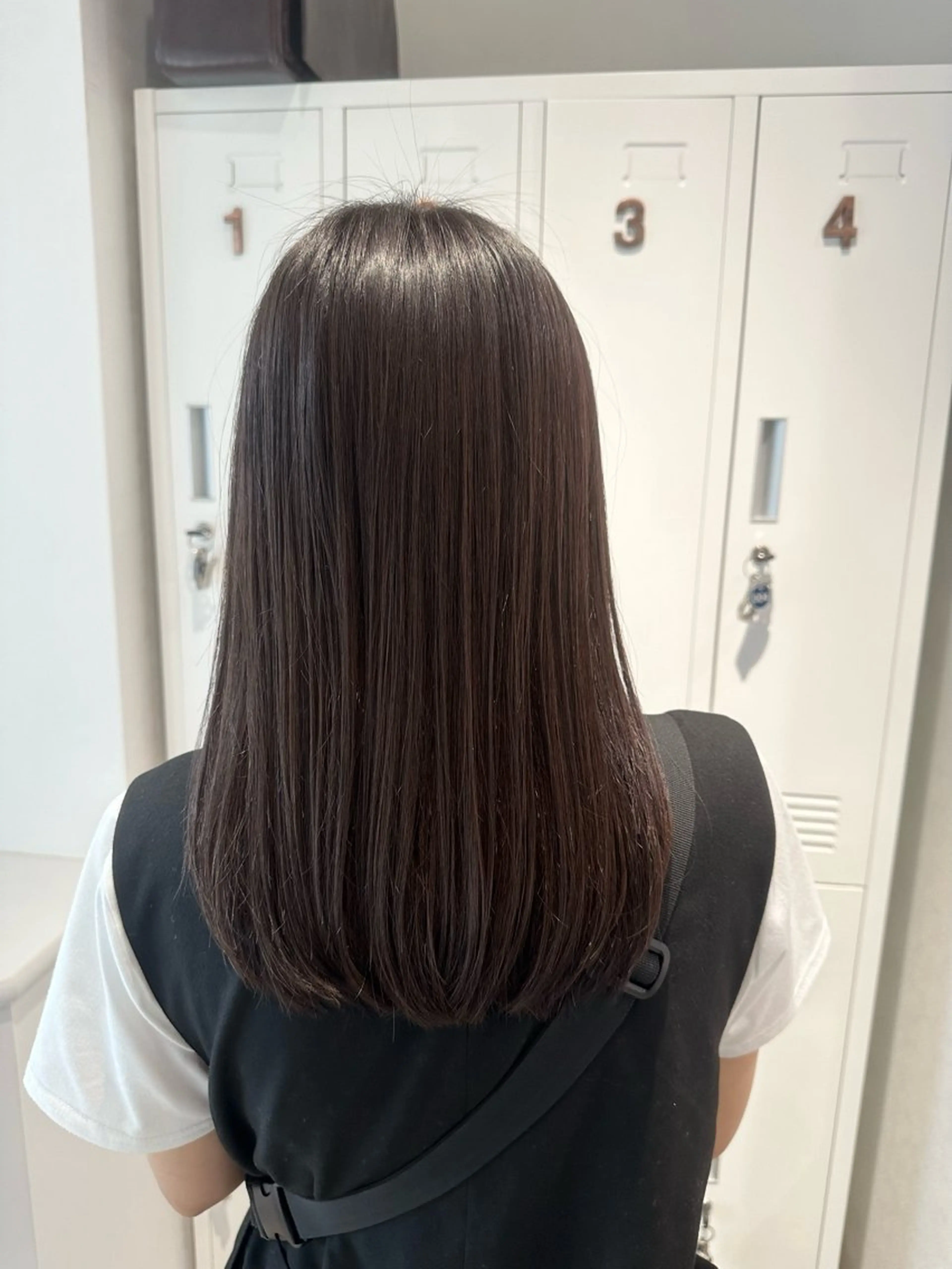 セミロング カラー ブラウンカラー Annie 吉田 裕美のヘアスタイル