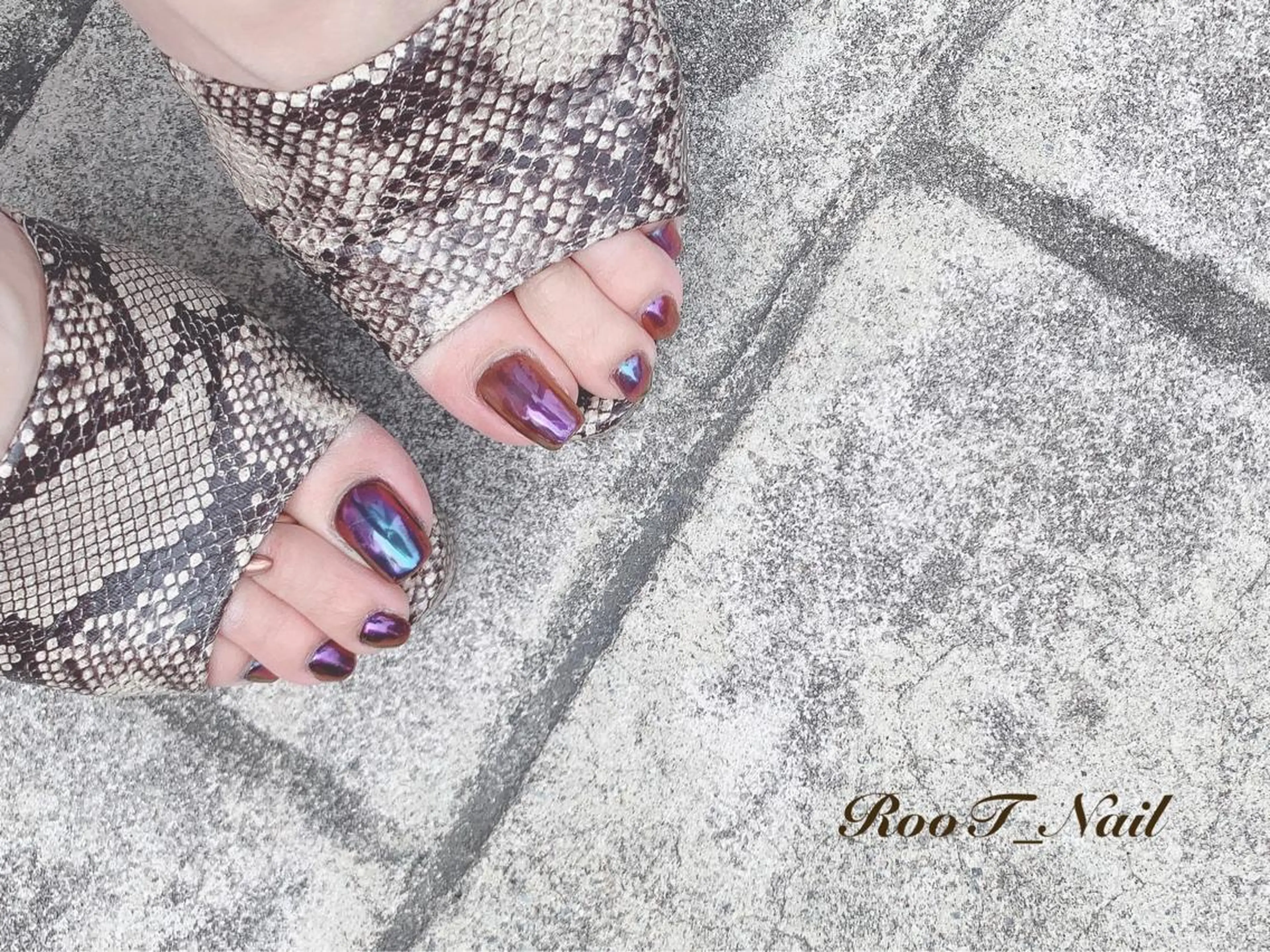 メンズ ネイル ミラーネイル フットネイル RooT Nailのネイルデザイン