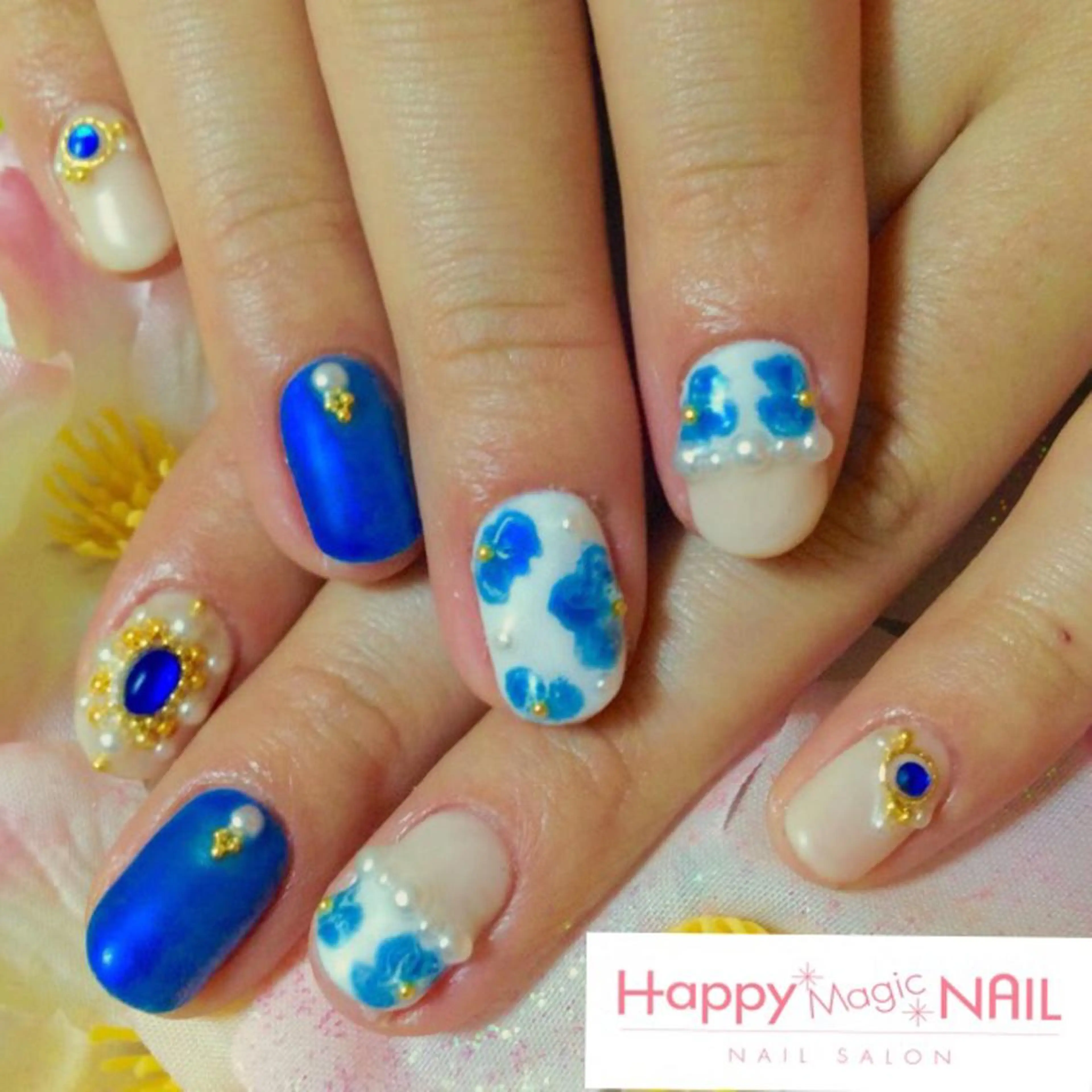 ネイル ジェルネイル HappyMagic NAILのネイルデザイン