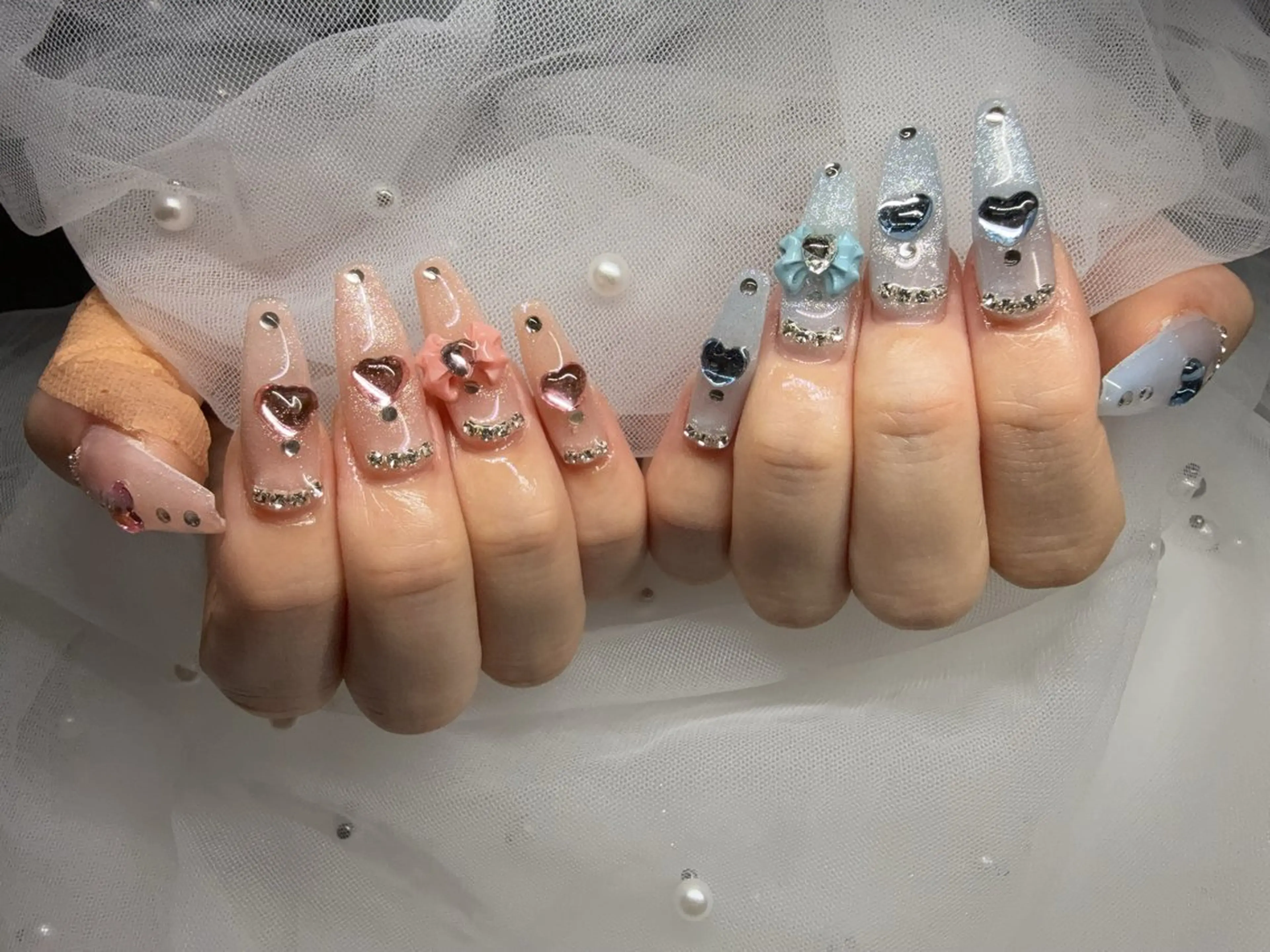 ネイル アニマル柄 オーロラネイル チークネイル フラッシュネイル ジェルネイル ハンドネイル T.A Nail Salon所属・T.A Nail Salonのネイルデザイン