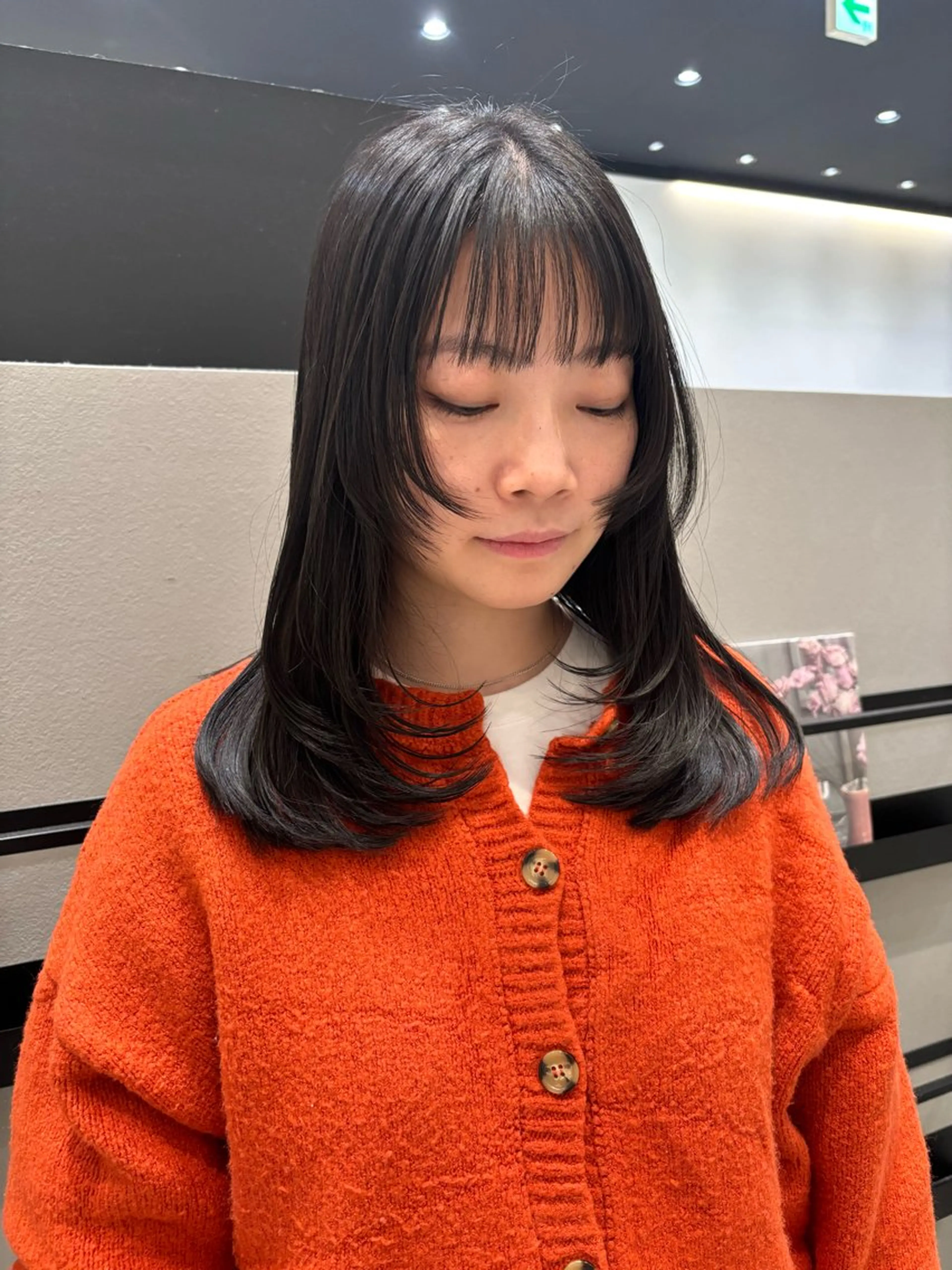 ミディアム カラー レイヤーカット カット ヘアカラー 透明感カラー/ レイヤーkotonoのヘアスタイル