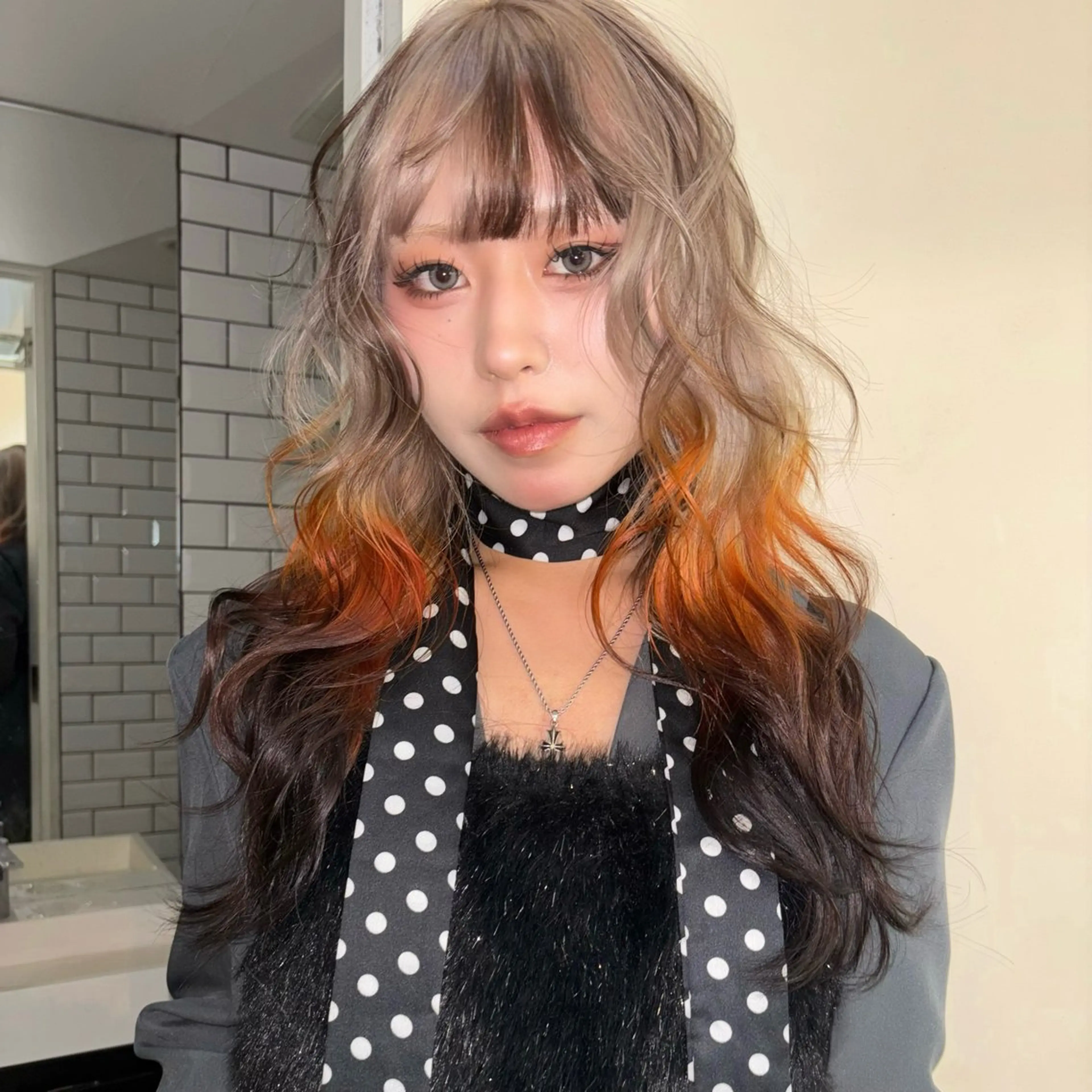 ロング カラー ヘアカラー ヘアセット ハイトーン/レイヤー KYOKA🩶のヘアスタイル