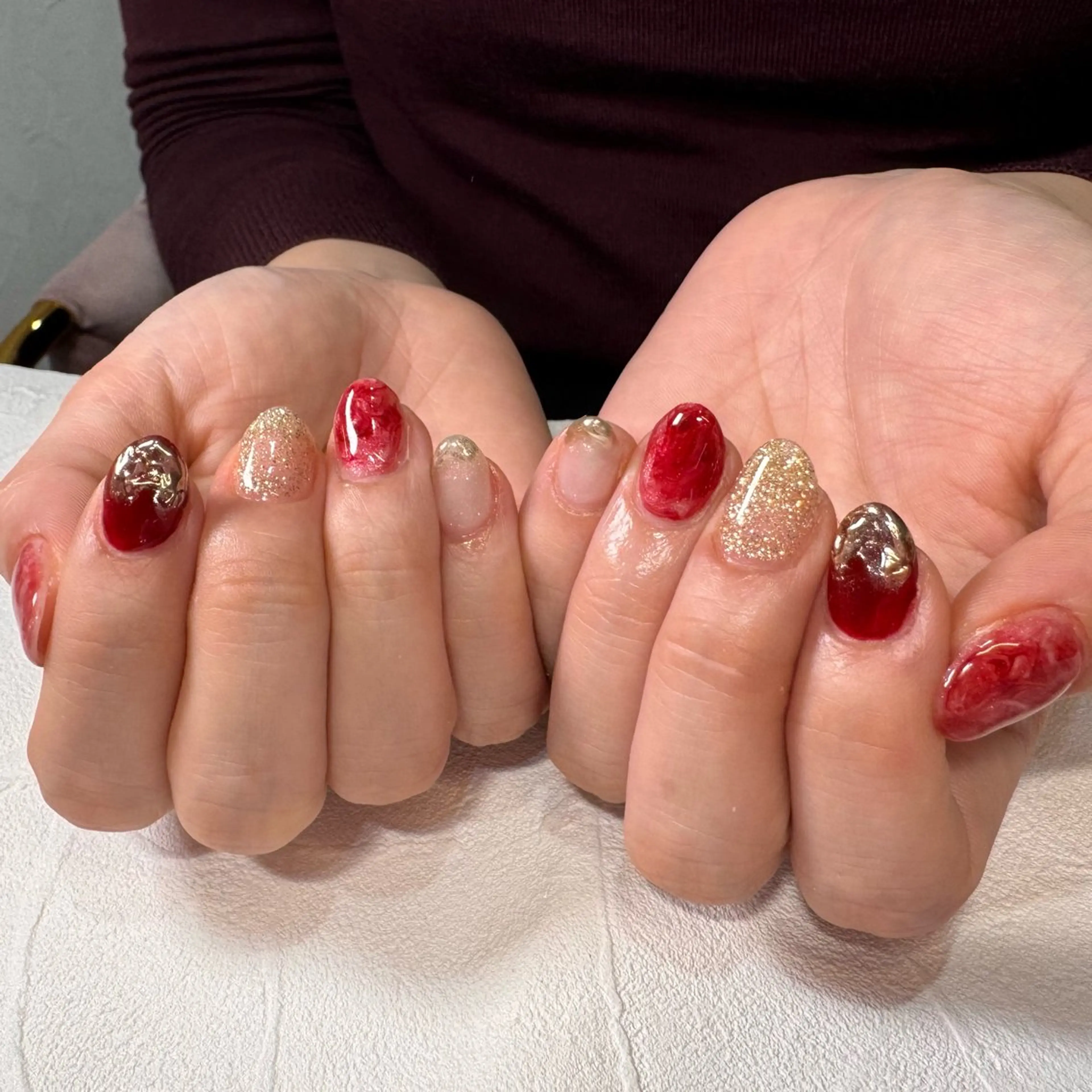 ネイル RIEKO🍒 ワンホン♡推しネイルのネイルデザイン