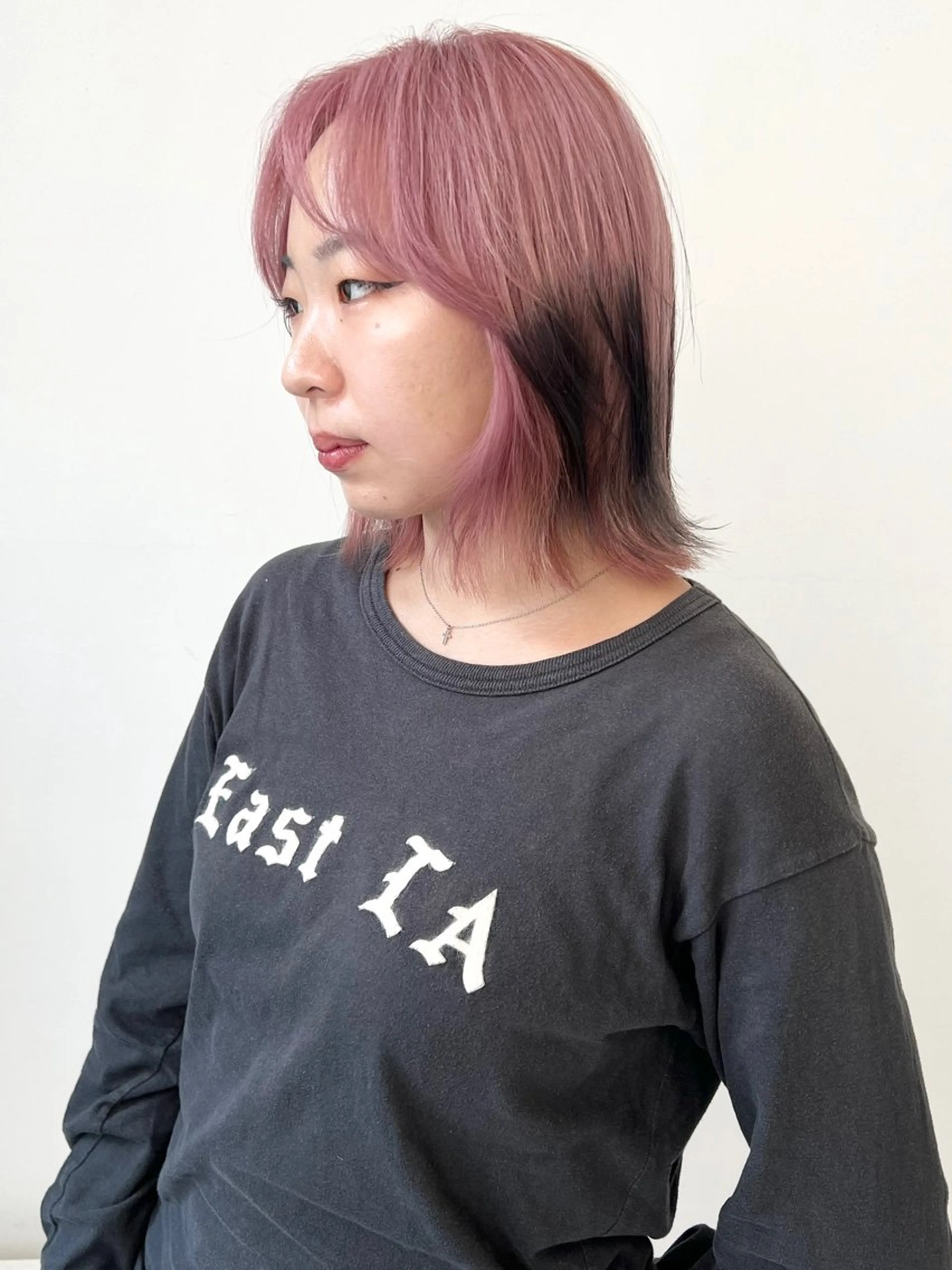 ショート カラー ブリーチ ケアブリーチ デザインカラー ダブルカラー ピンクカラー カット ヘアカラー トリートメント HARU//原宿🤍 リピート率NO.1のヘアスタイル