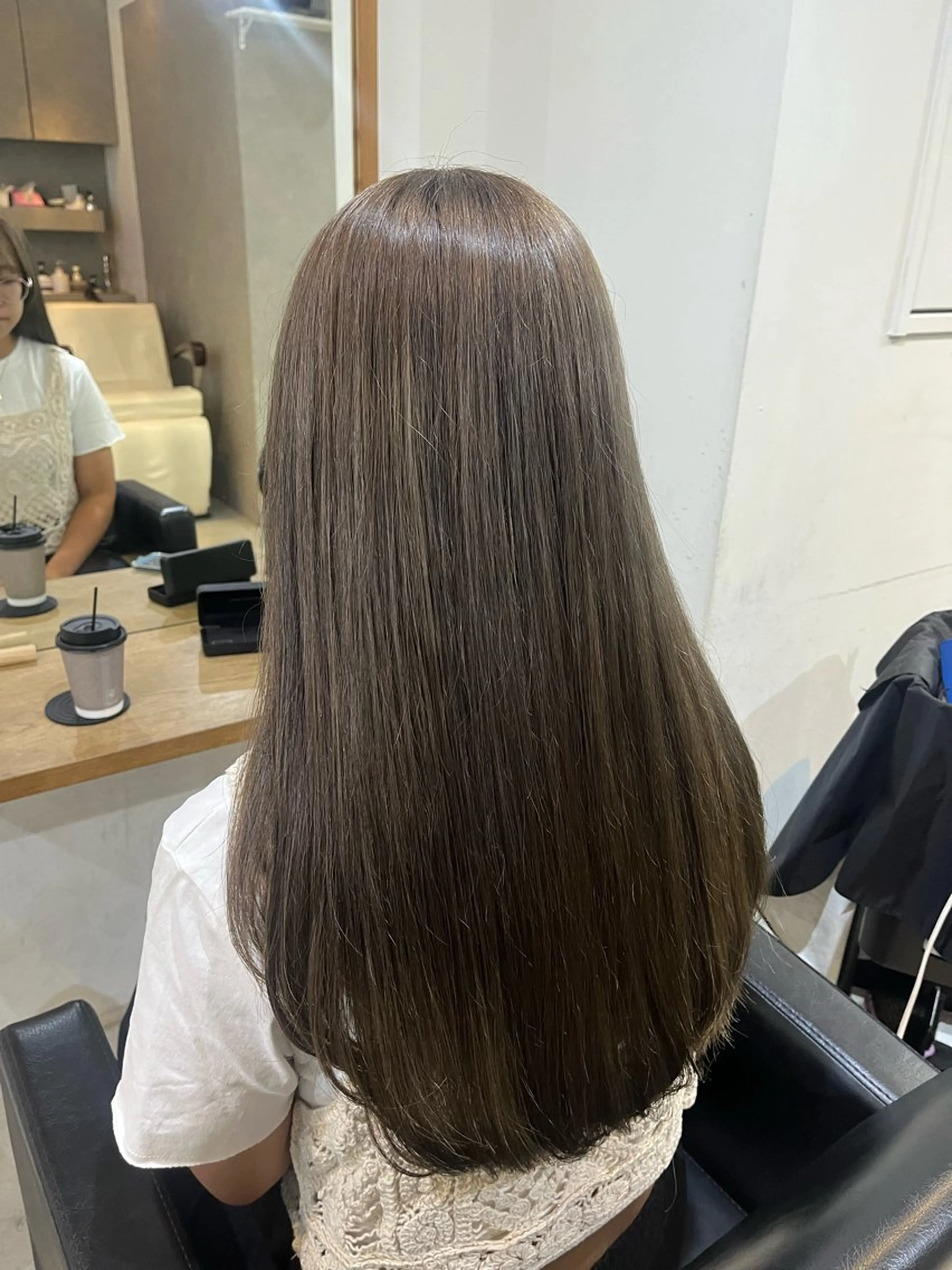 ロング カラー ✨🎨ブリーチなし 透明感カラー✨美友のヘアスタイル