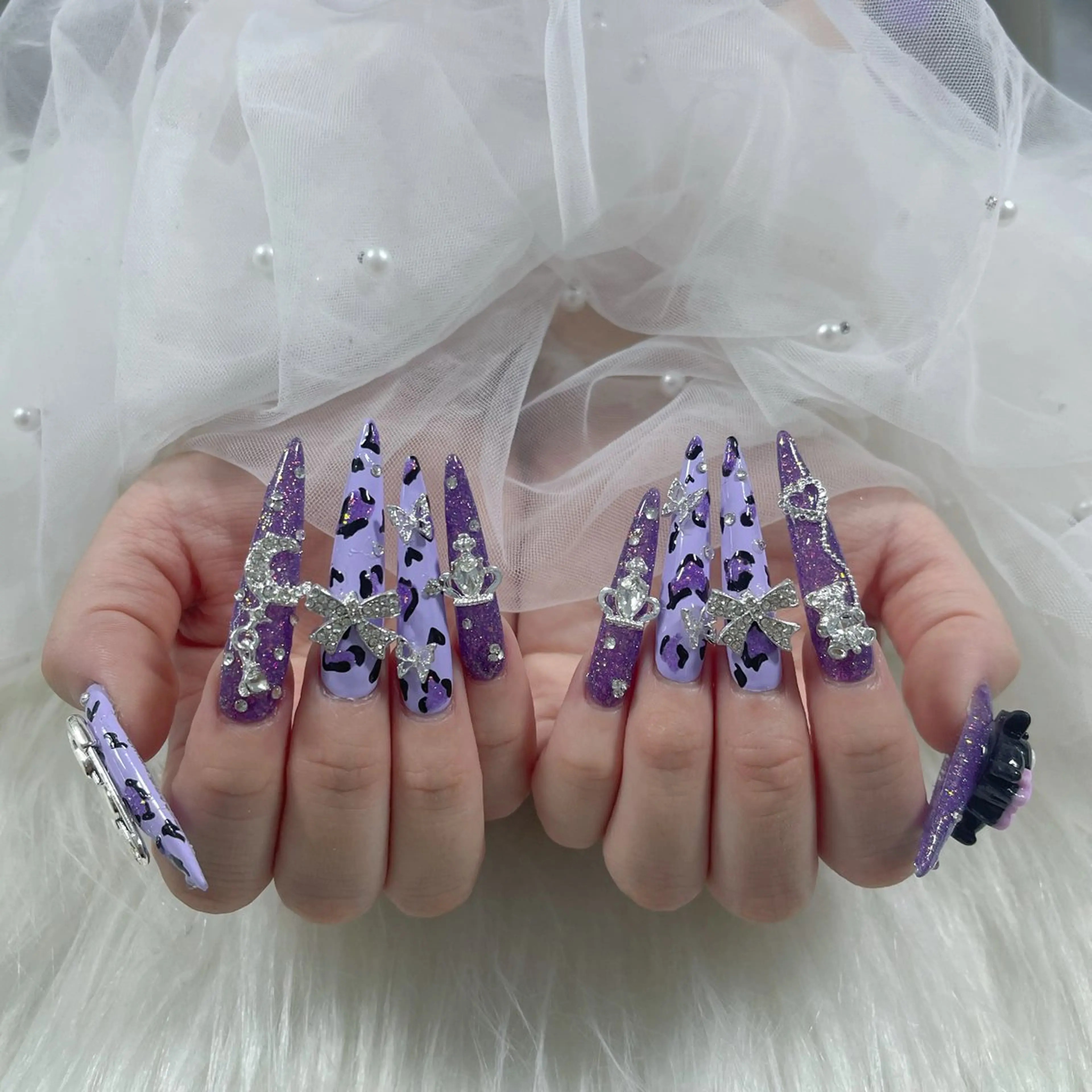 ネイル ジェルネイル グラデーション キラキラネイル ミラーネイル ニュアンスネイル ハンドネイル Kitty Nailのネイルデザイン