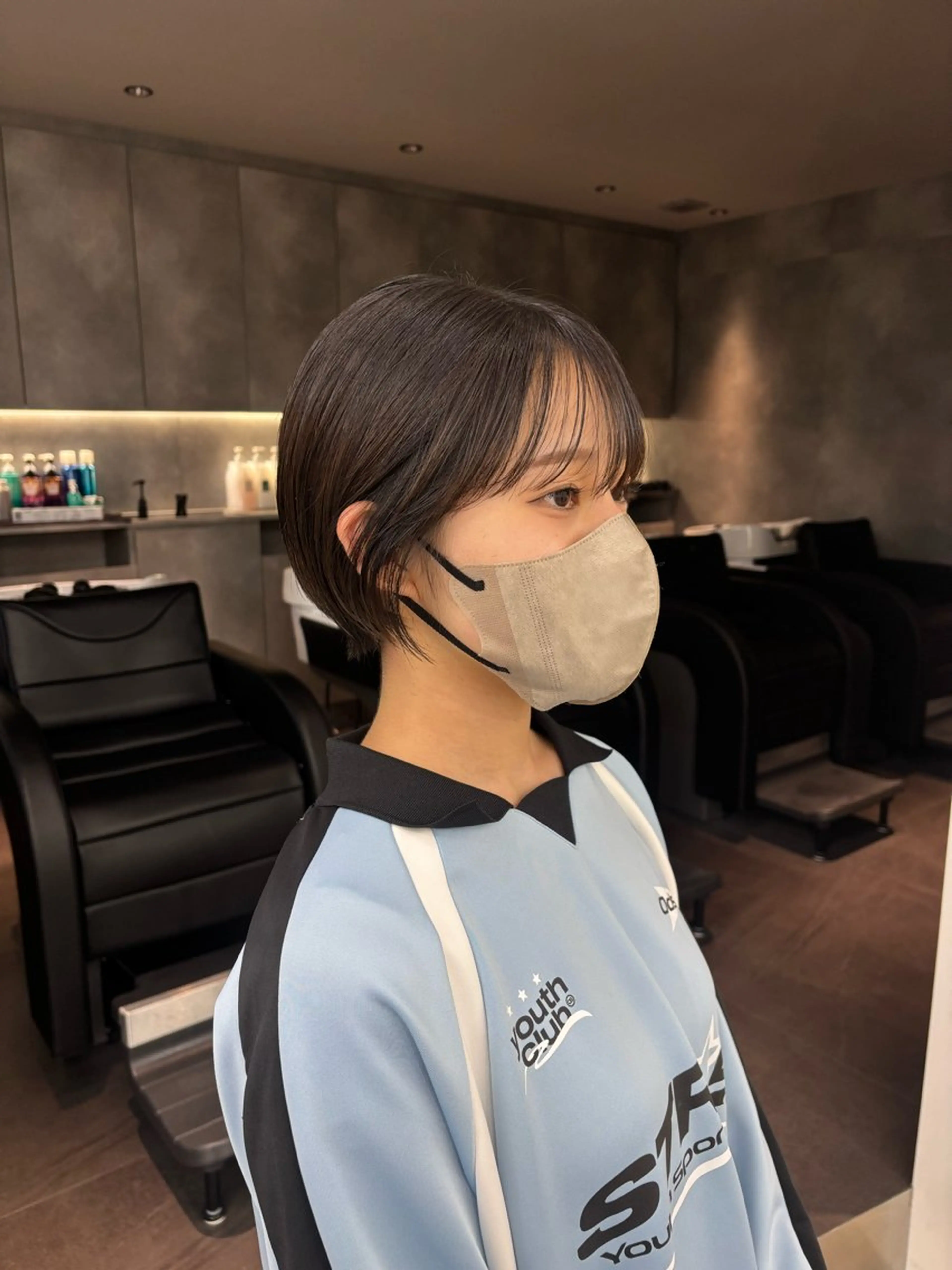 ショート カラー fifth 庄子愛彩のヘアスタイル