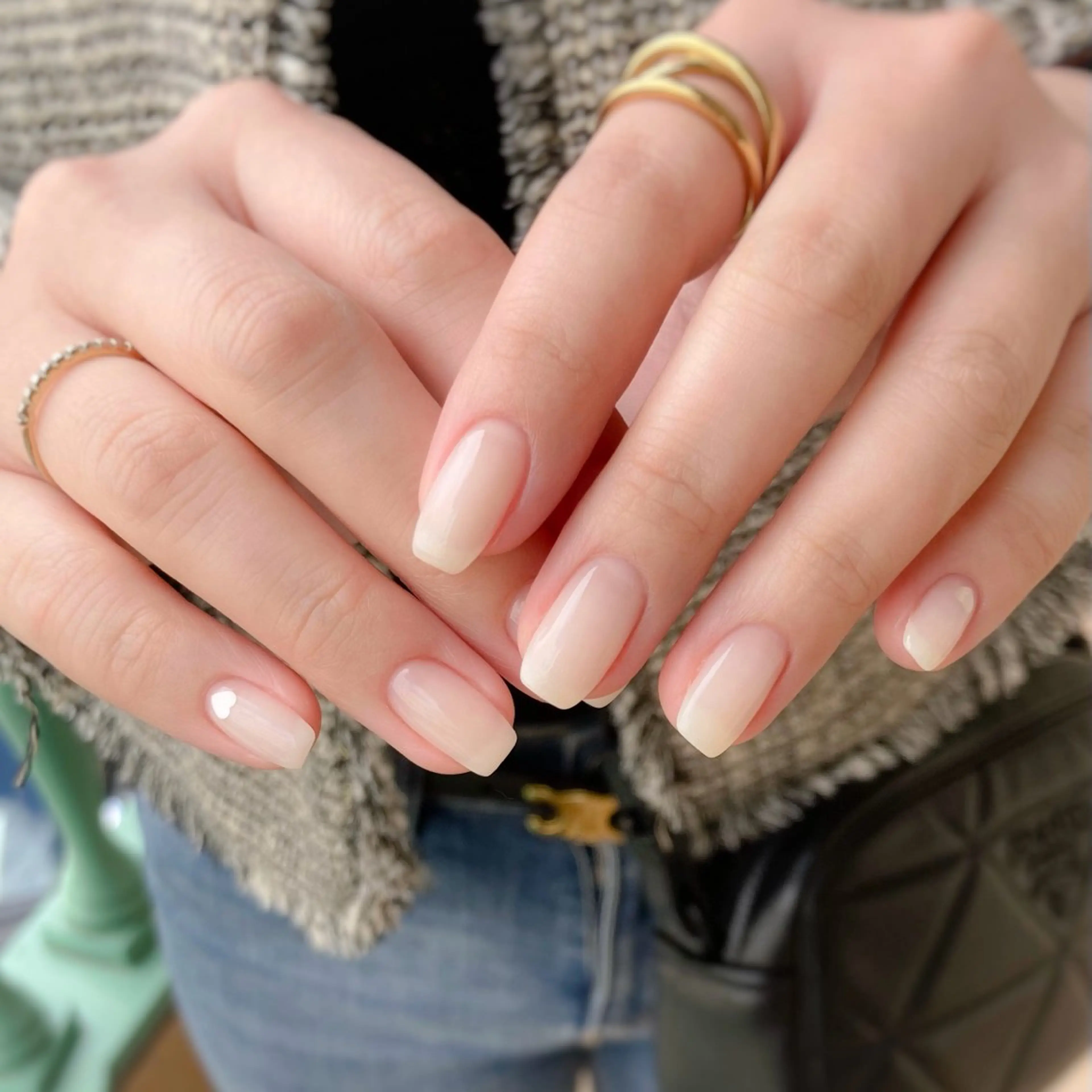ネイル ハート ワンカラーネイル nail salon neige所属・ジェムネイル Risa.のネイルデザイン